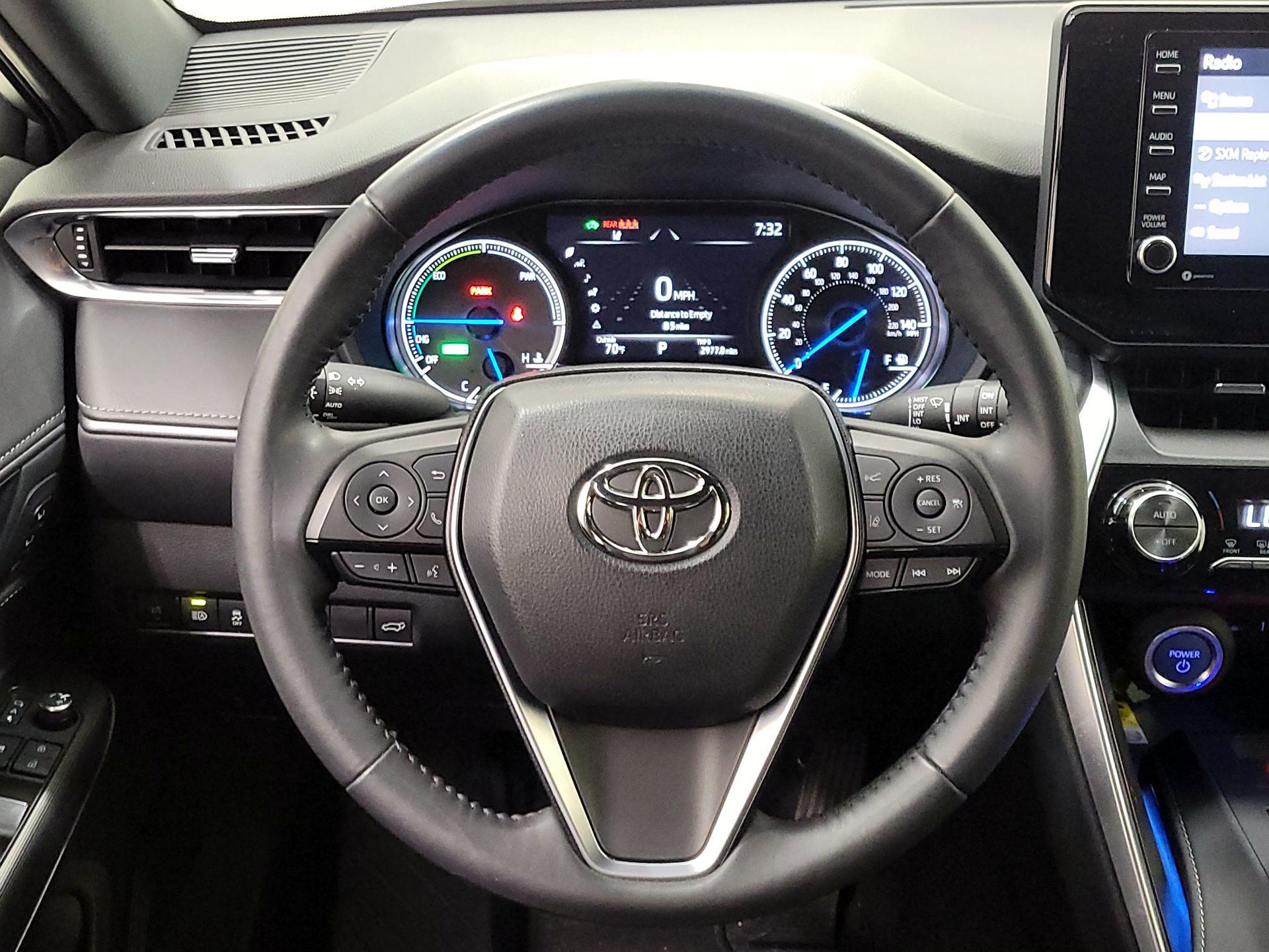Thumbnail: 2022 Toyota Venza - 10
