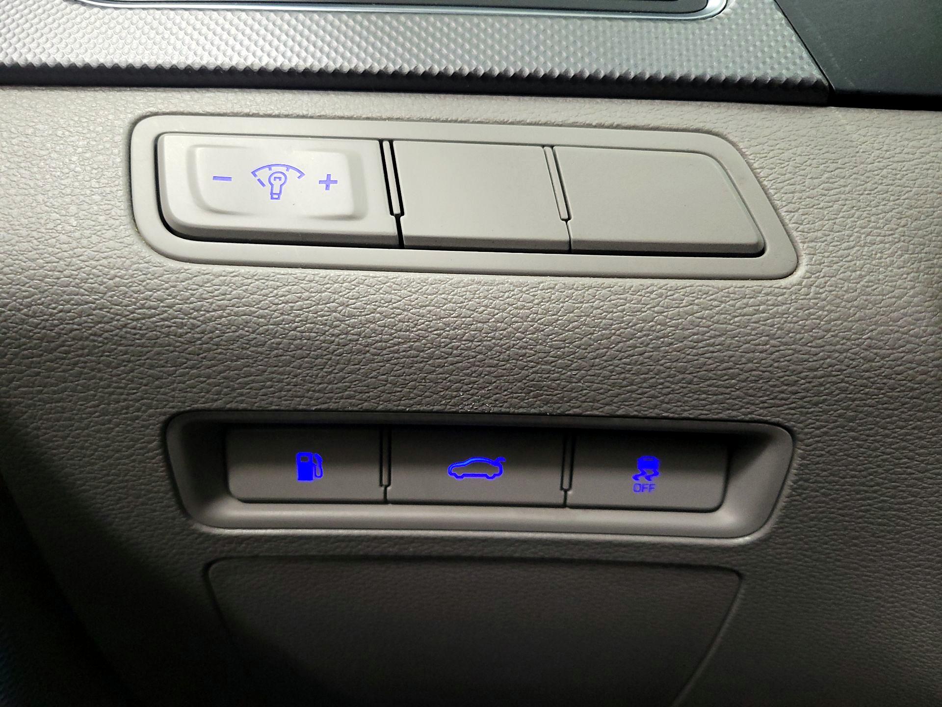 Thumbnail: 2016 Hyundai Sonata - 13