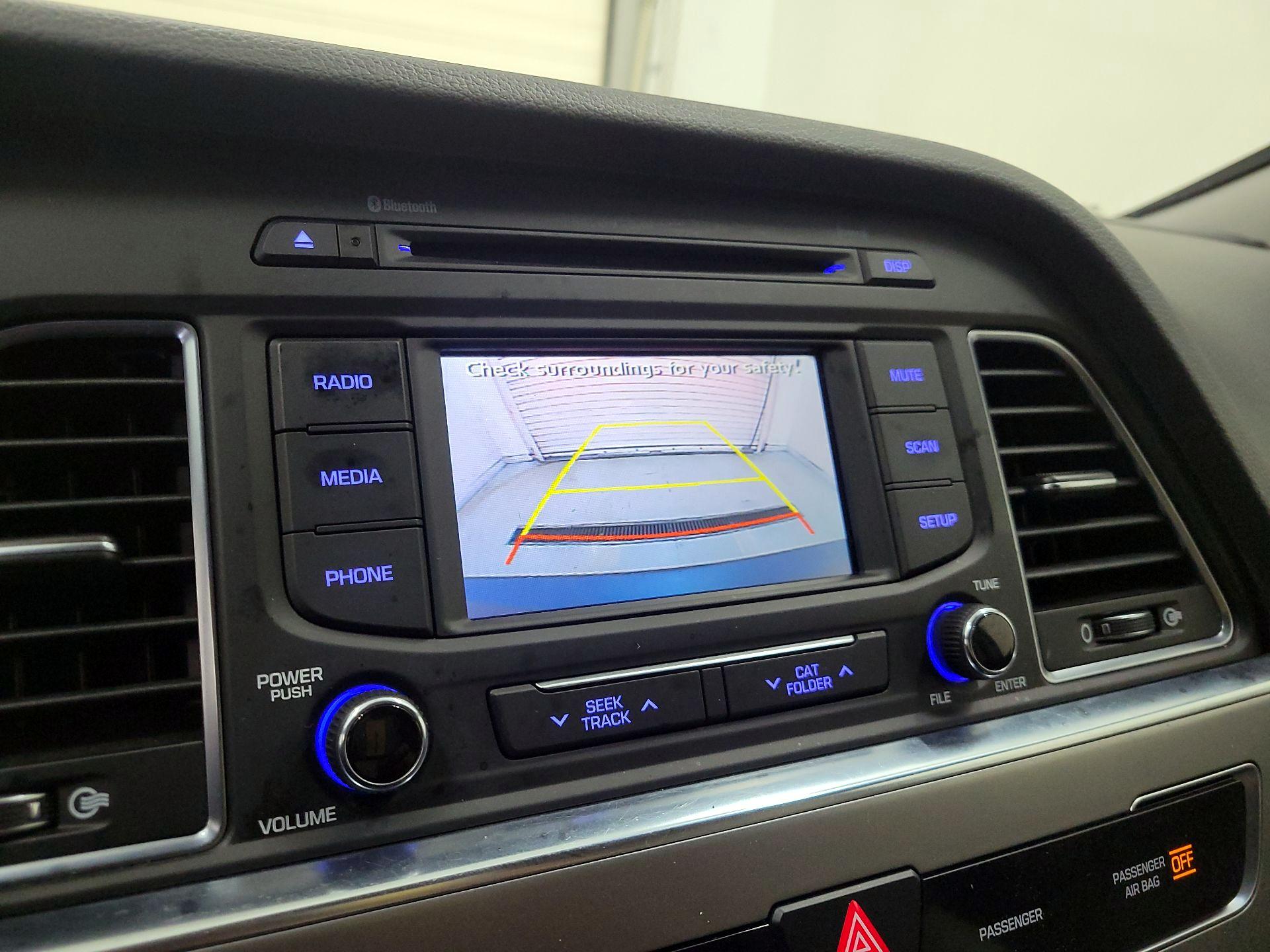 Thumbnail: 2016 Hyundai Sonata - 14