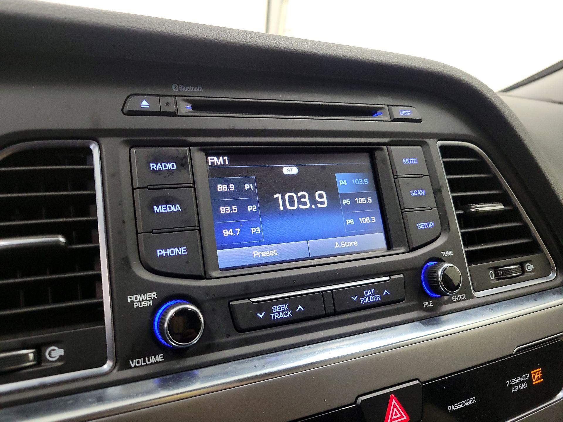 Thumbnail: 2016 Hyundai Sonata - 15