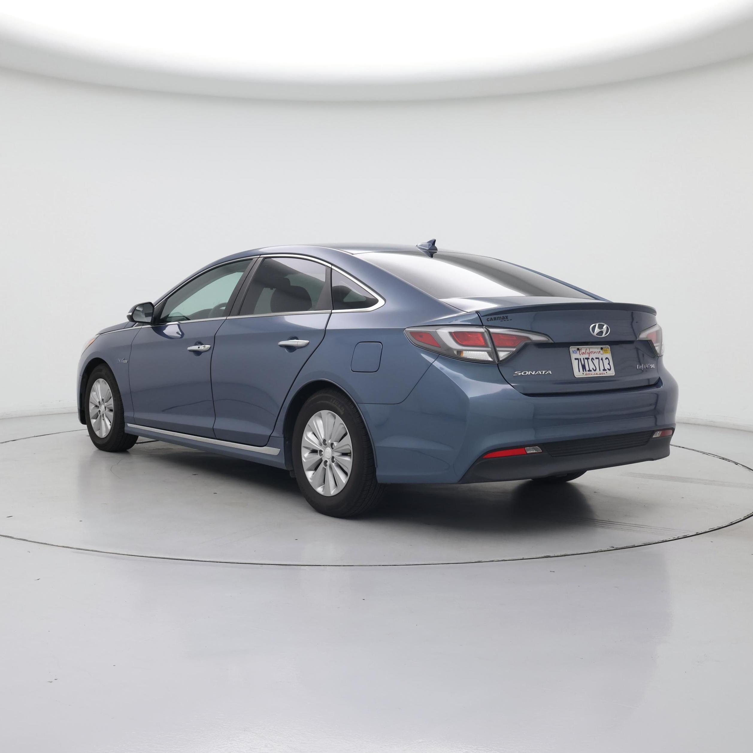 Thumbnail: 2016 Hyundai Sonata - 2