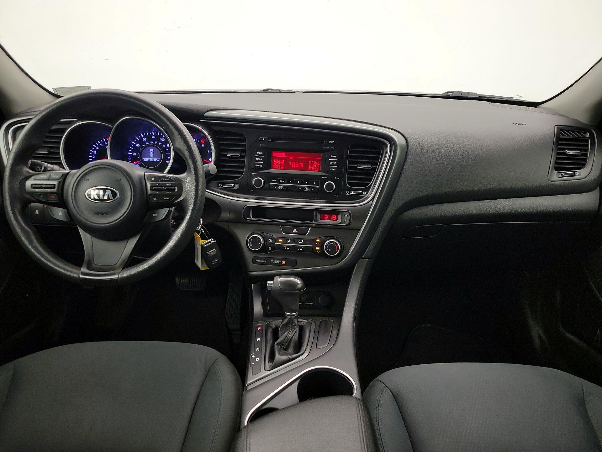 Thumbnail: 2015 Kia Optima - 9