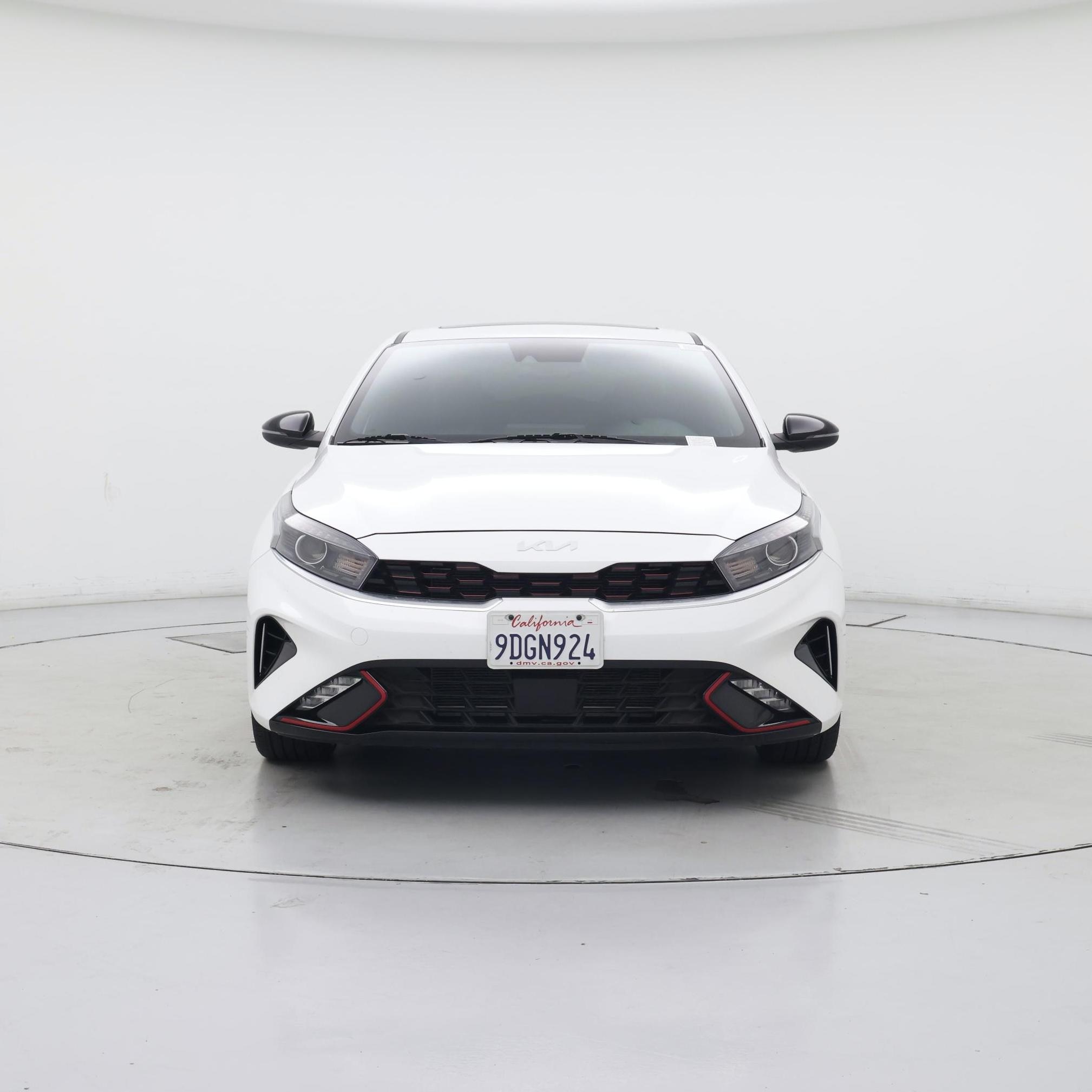Thumbnail: 2023 Kia Forte - 5