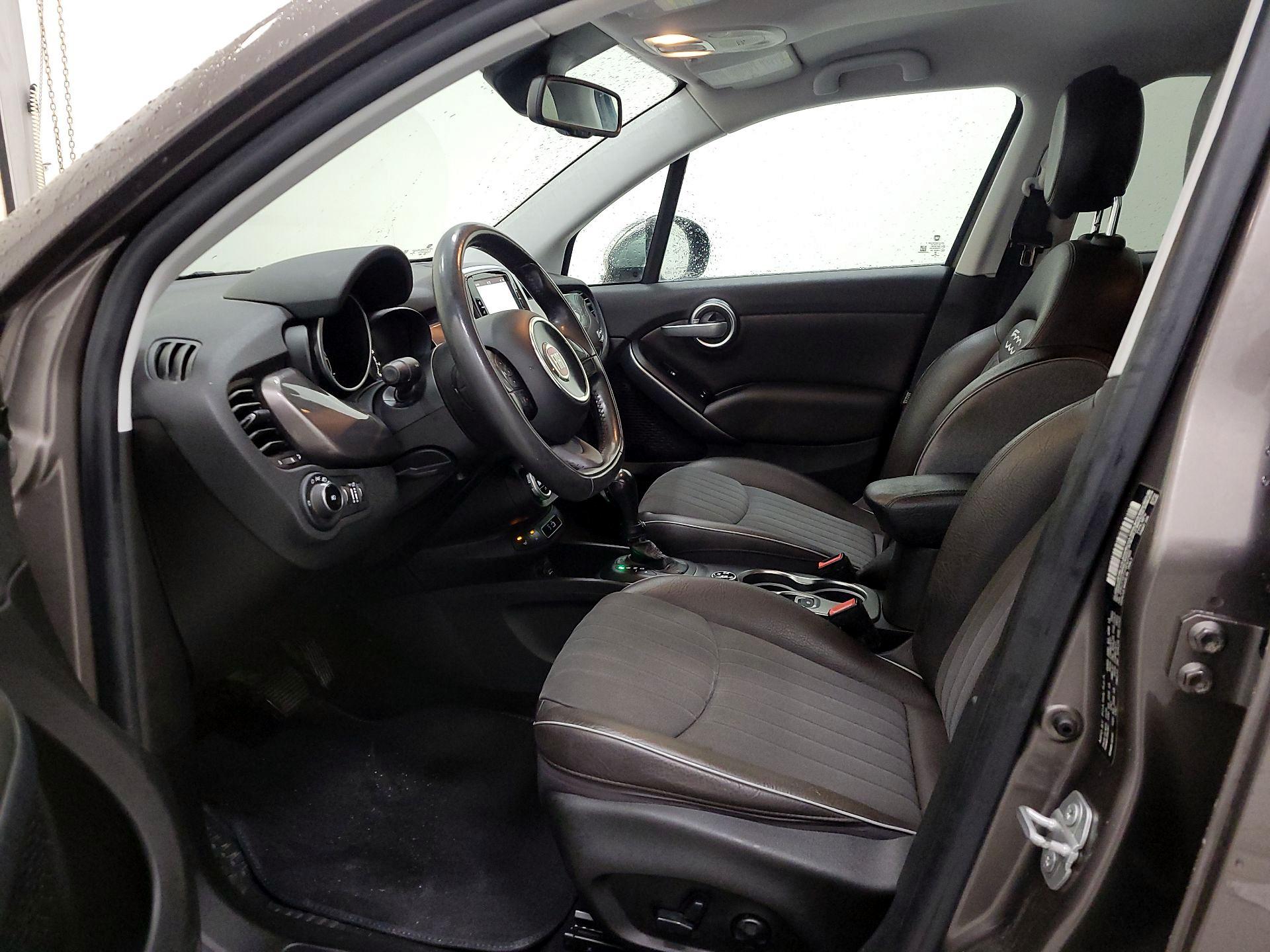 Thumbnail: 2016 Fiat 500X - 11