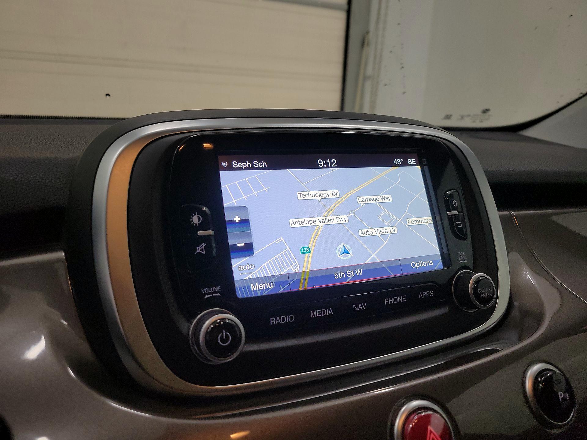 Thumbnail: 2016 Fiat 500X - 14