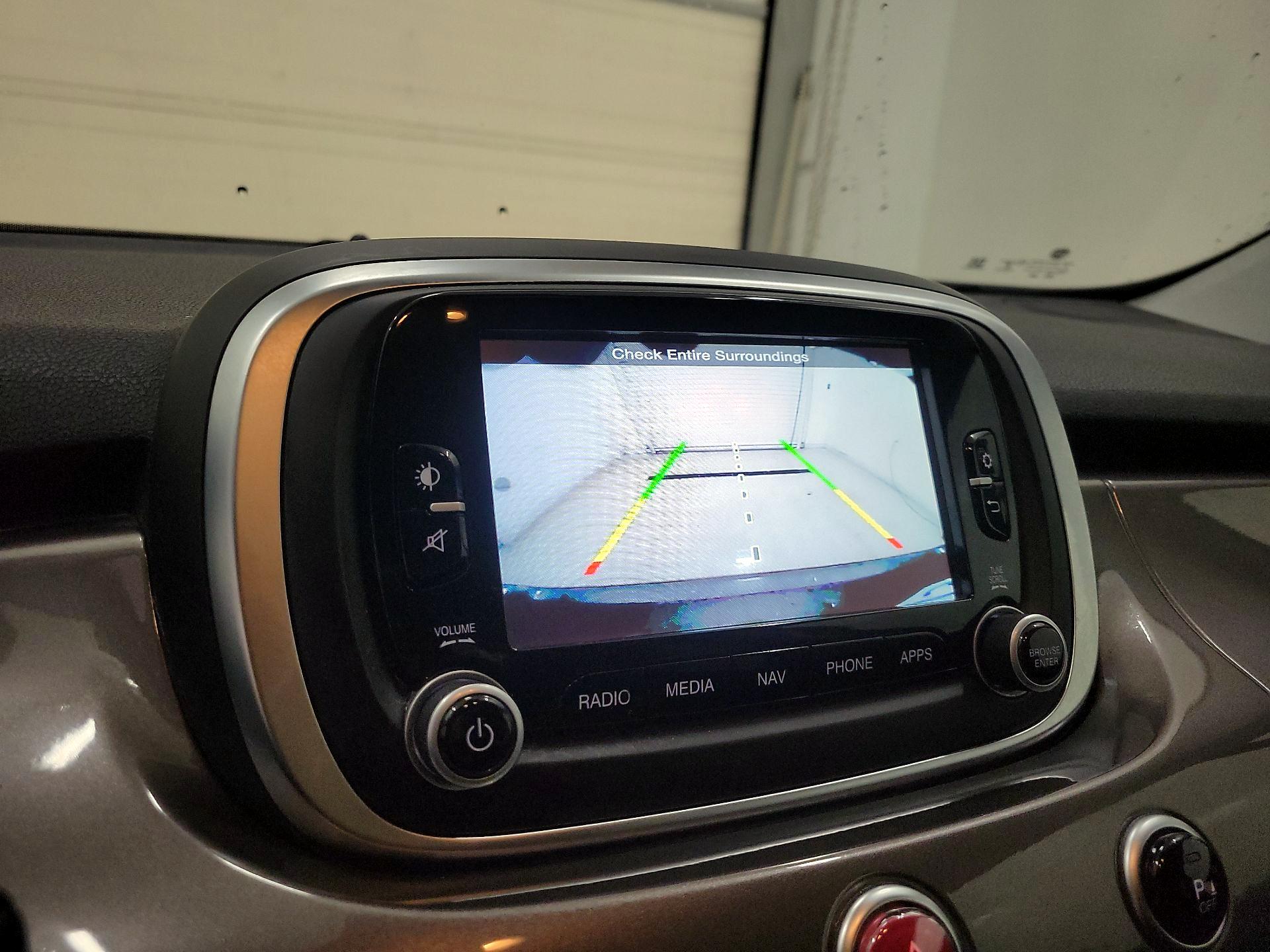 Thumbnail: 2016 Fiat 500X - 15