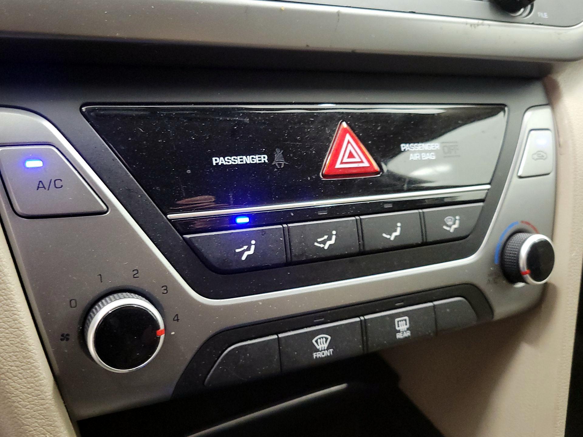 Thumbnail: 2017 Hyundai Elantra - 15