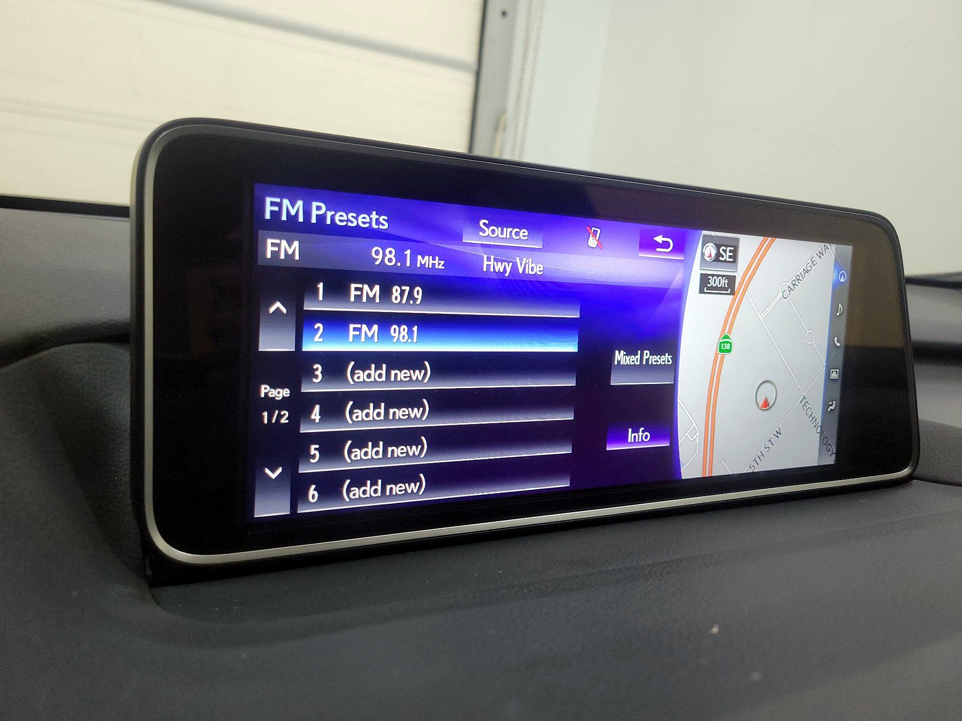 Thumbnail: 2019 Lexus RX - 16