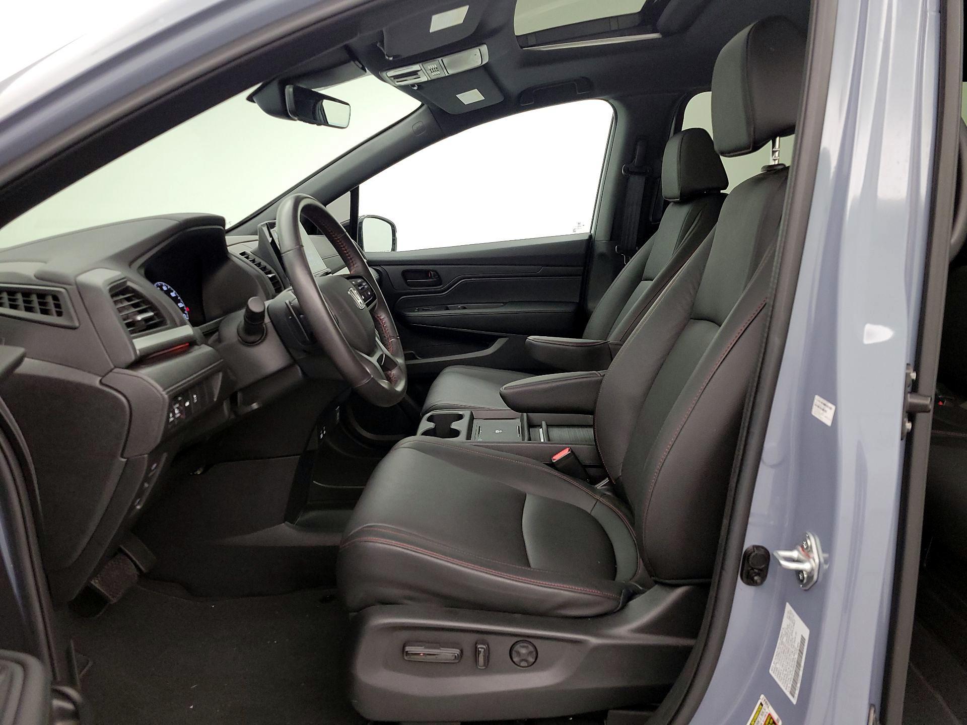 Thumbnail: 2025 Honda Odyssey - 11