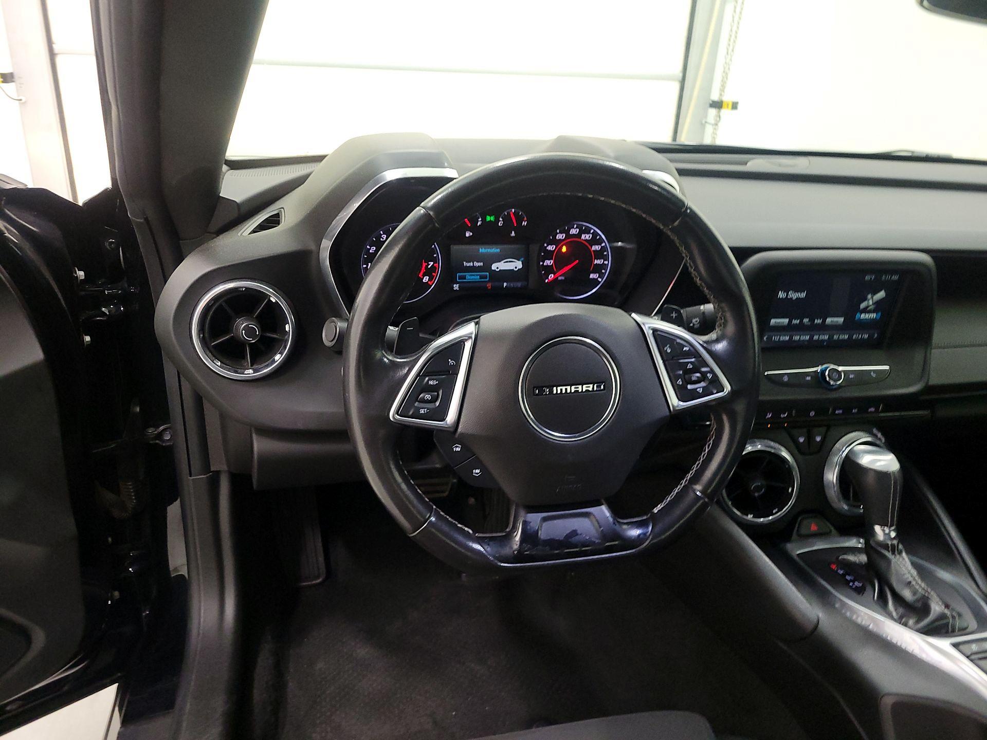 Thumbnail: 2018 Chevrolet Camaro - 10