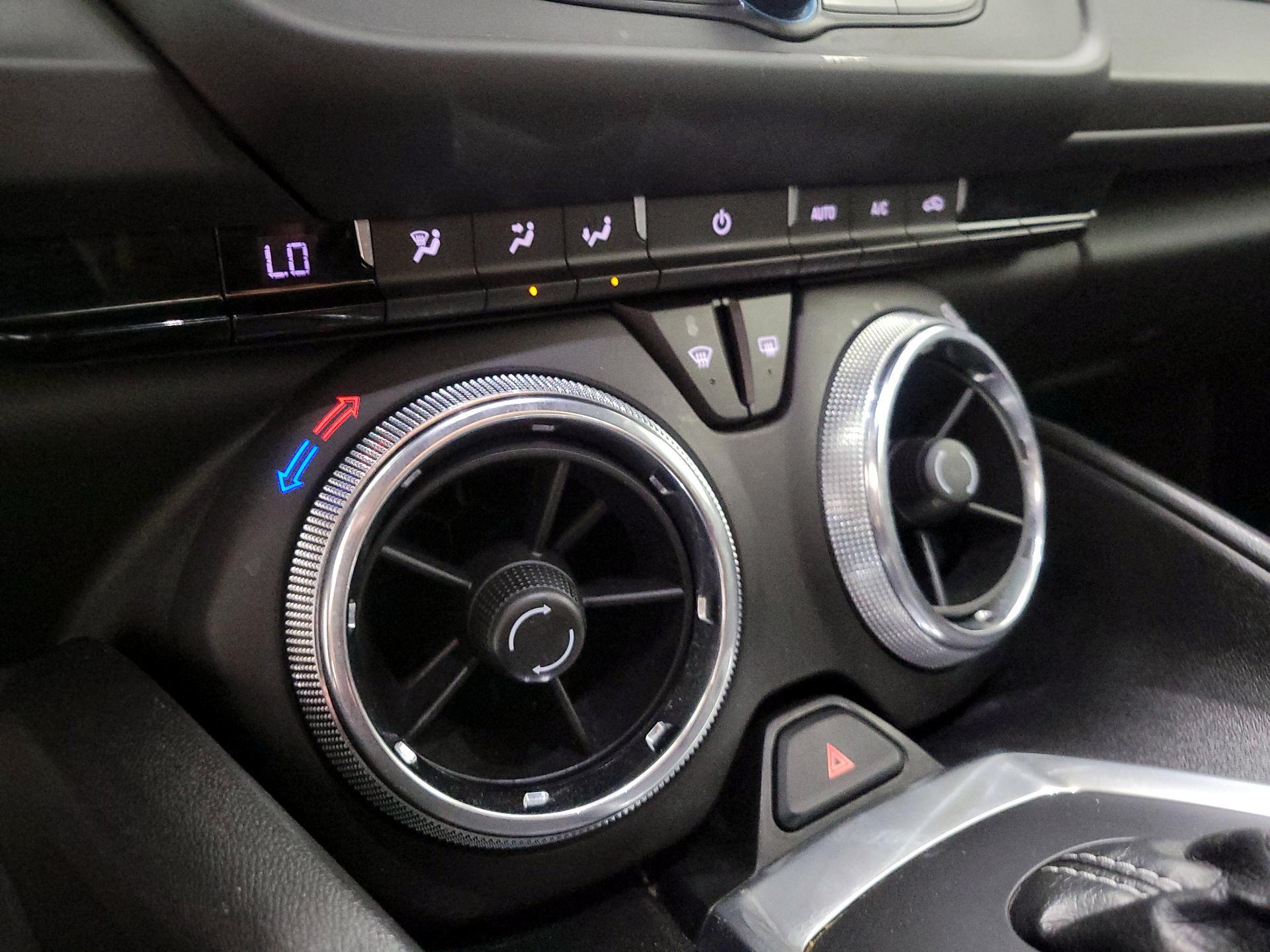 Thumbnail: 2018 Chevrolet Camaro - 15