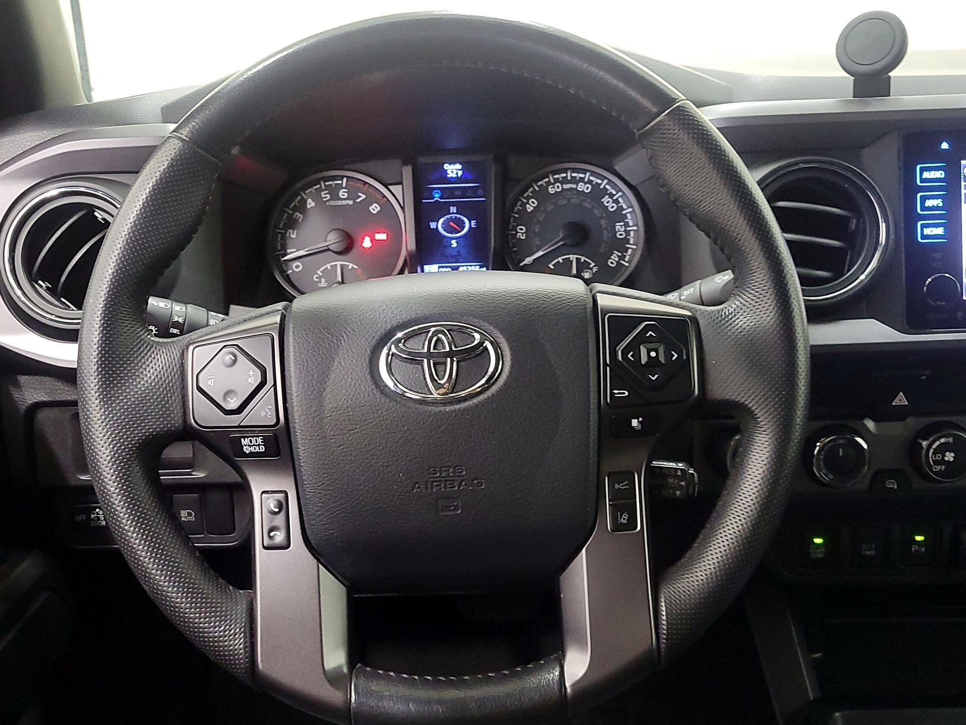 Thumbnail: 2019 Toyota Tacoma - 10