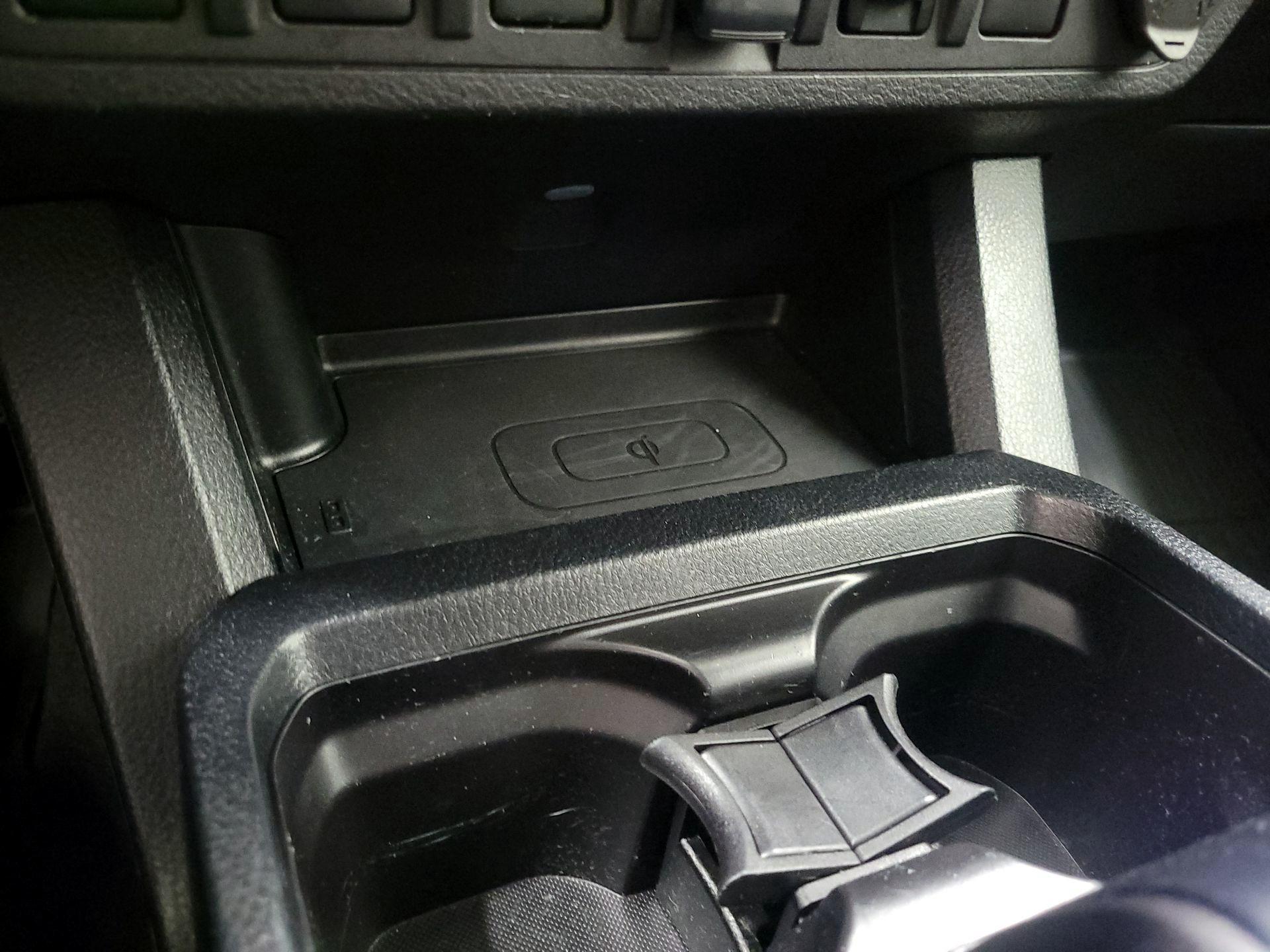 Thumbnail: 2019 Toyota Tacoma - 19