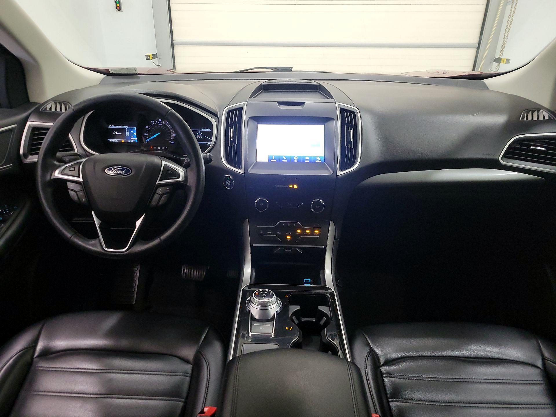 Thumbnail: 2020 Ford Edge - 9