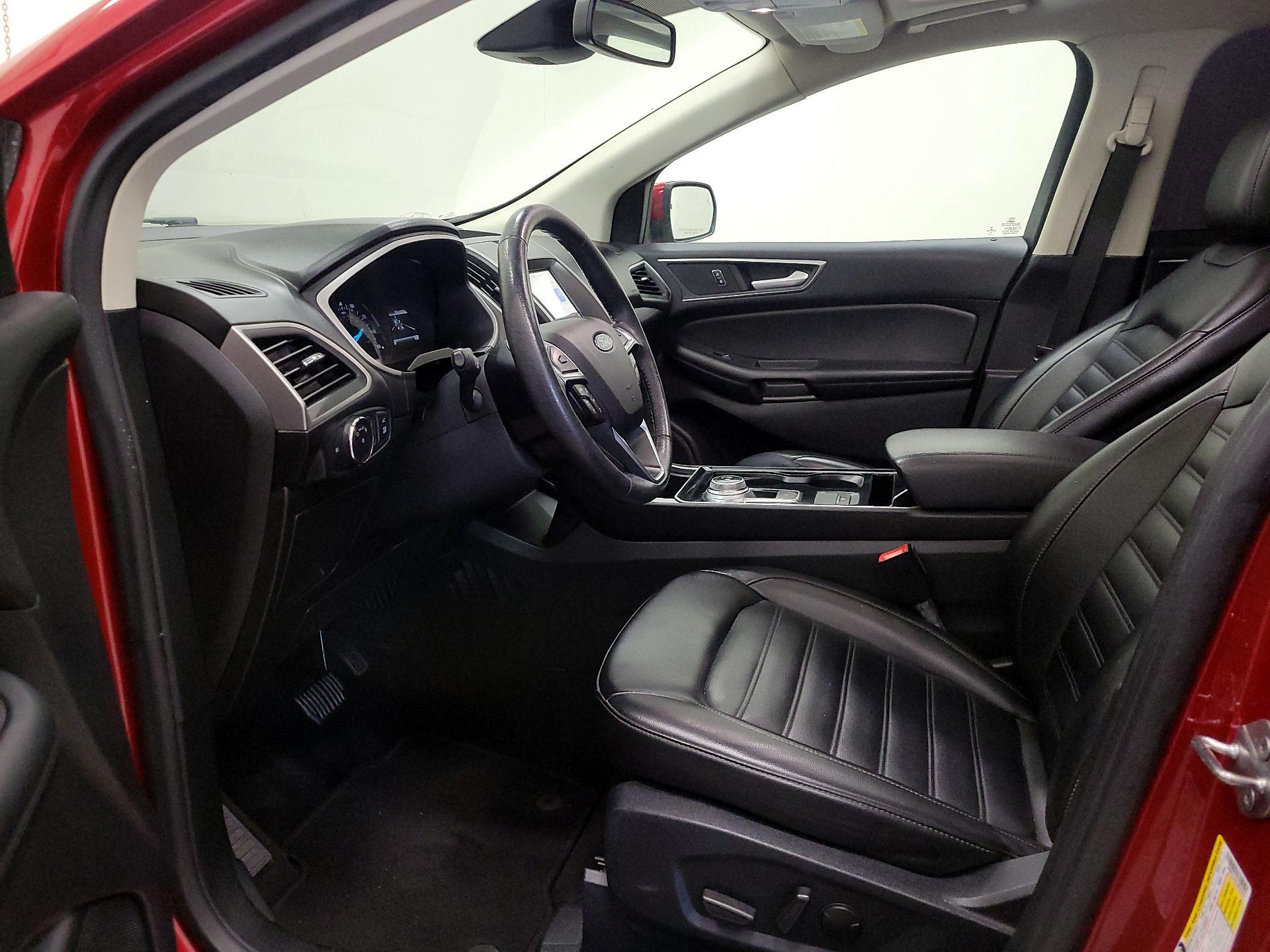 Thumbnail: 2020 Ford Edge - 11