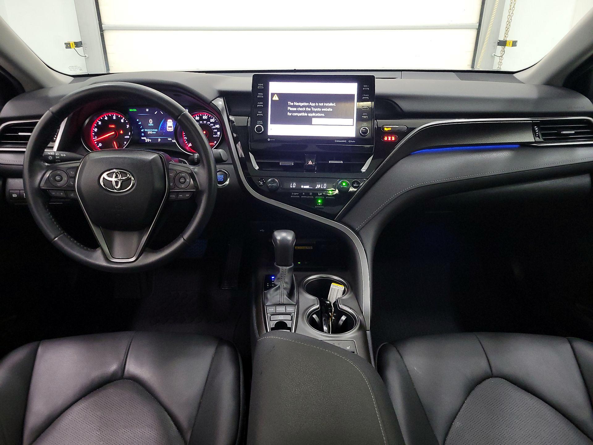 Thumbnail: 2022 Toyota Camry - 9