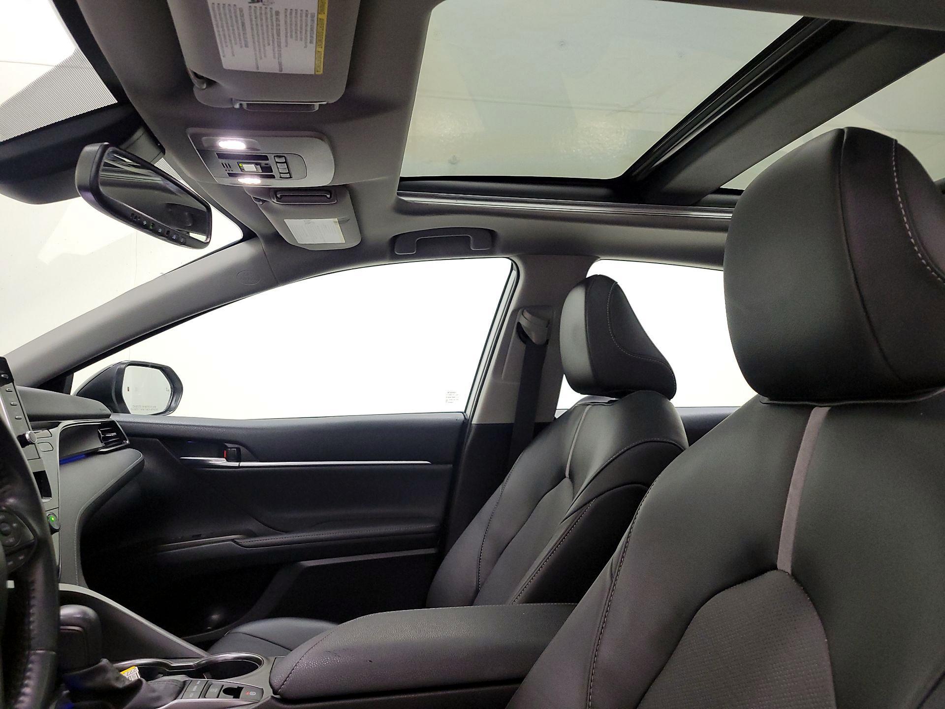 Thumbnail: 2022 Toyota Camry - 19