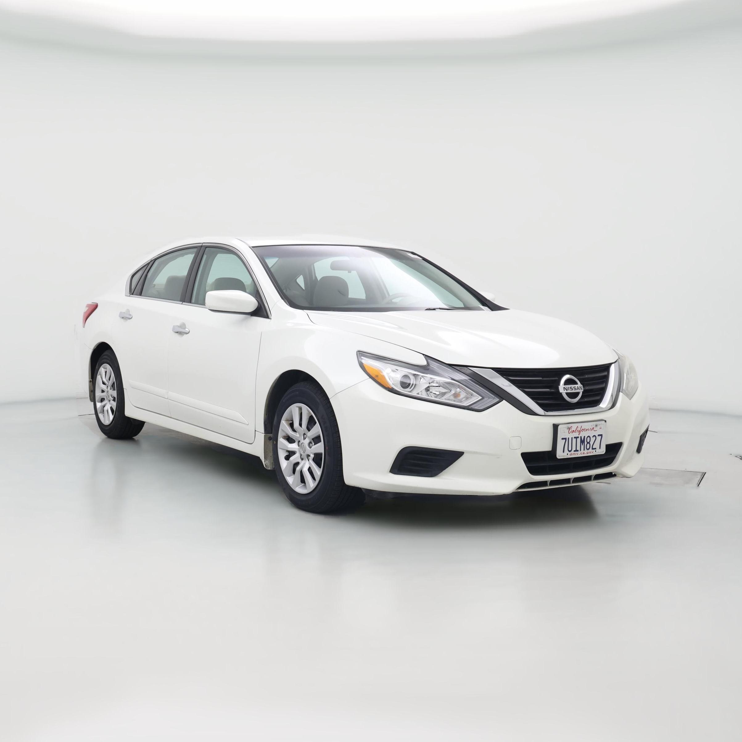 Thumbnail: 2016 Nissan Altima - 1