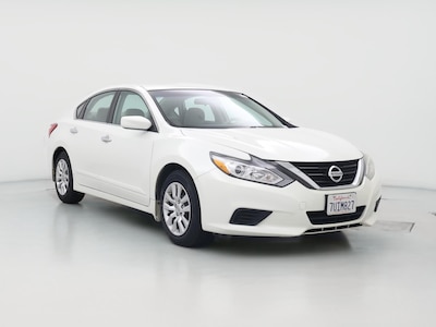 White 2016 Nissan Altima S