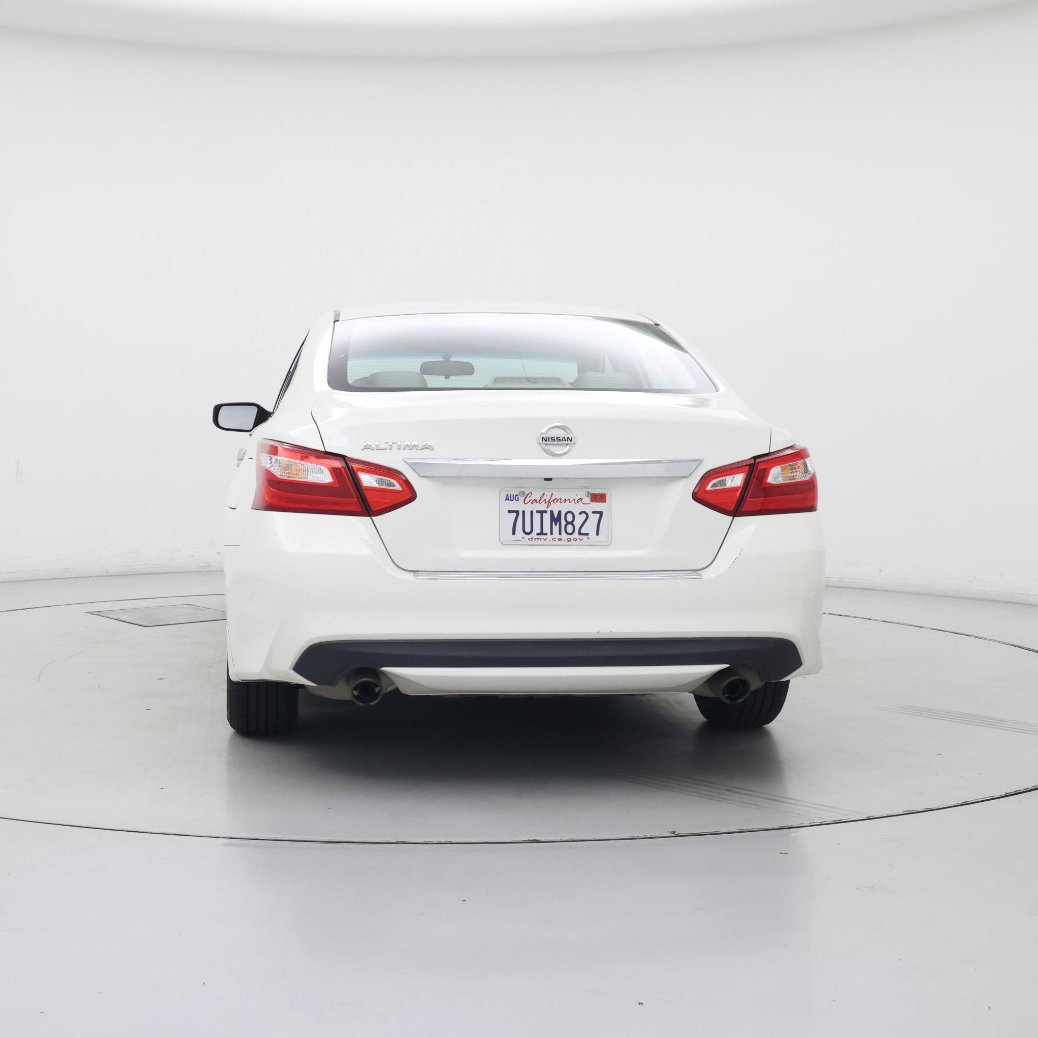 Thumbnail: 2016 Nissan Altima - 6