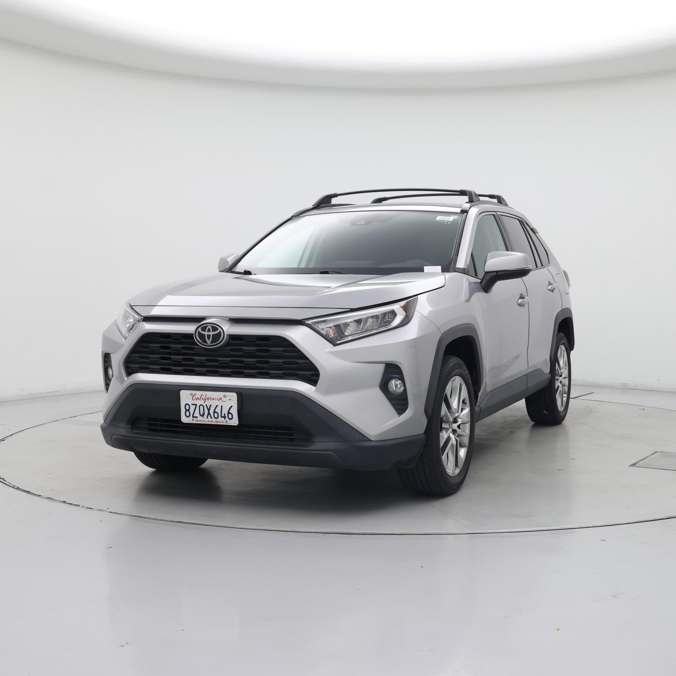 Thumbnail: 2021 Toyota RAV4 - 4