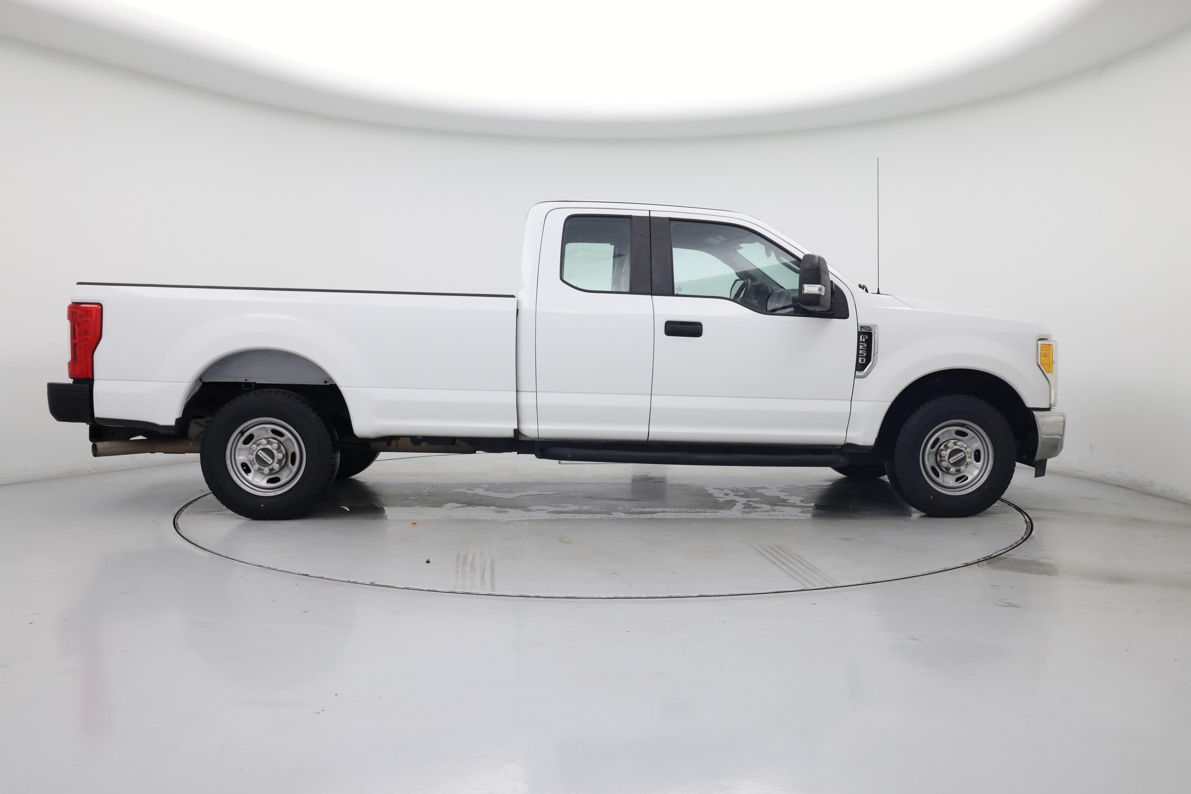 Thumbnail: 2017 Ford F-250 - 7