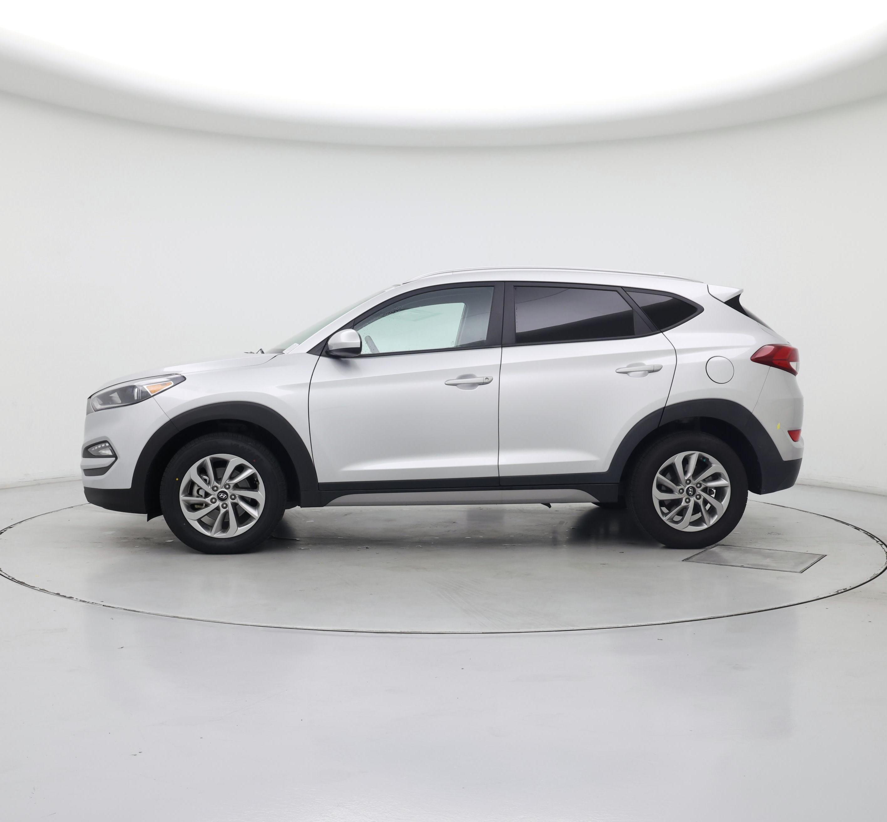 Thumbnail: 2018 Hyundai Tucson - 3