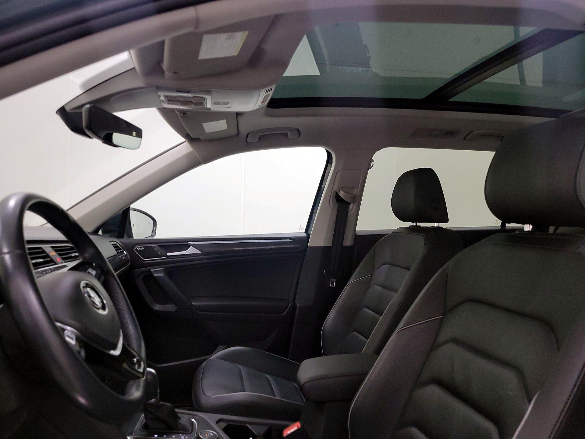 Thumbnail: 2019 Volkswagen Tiguan - 19