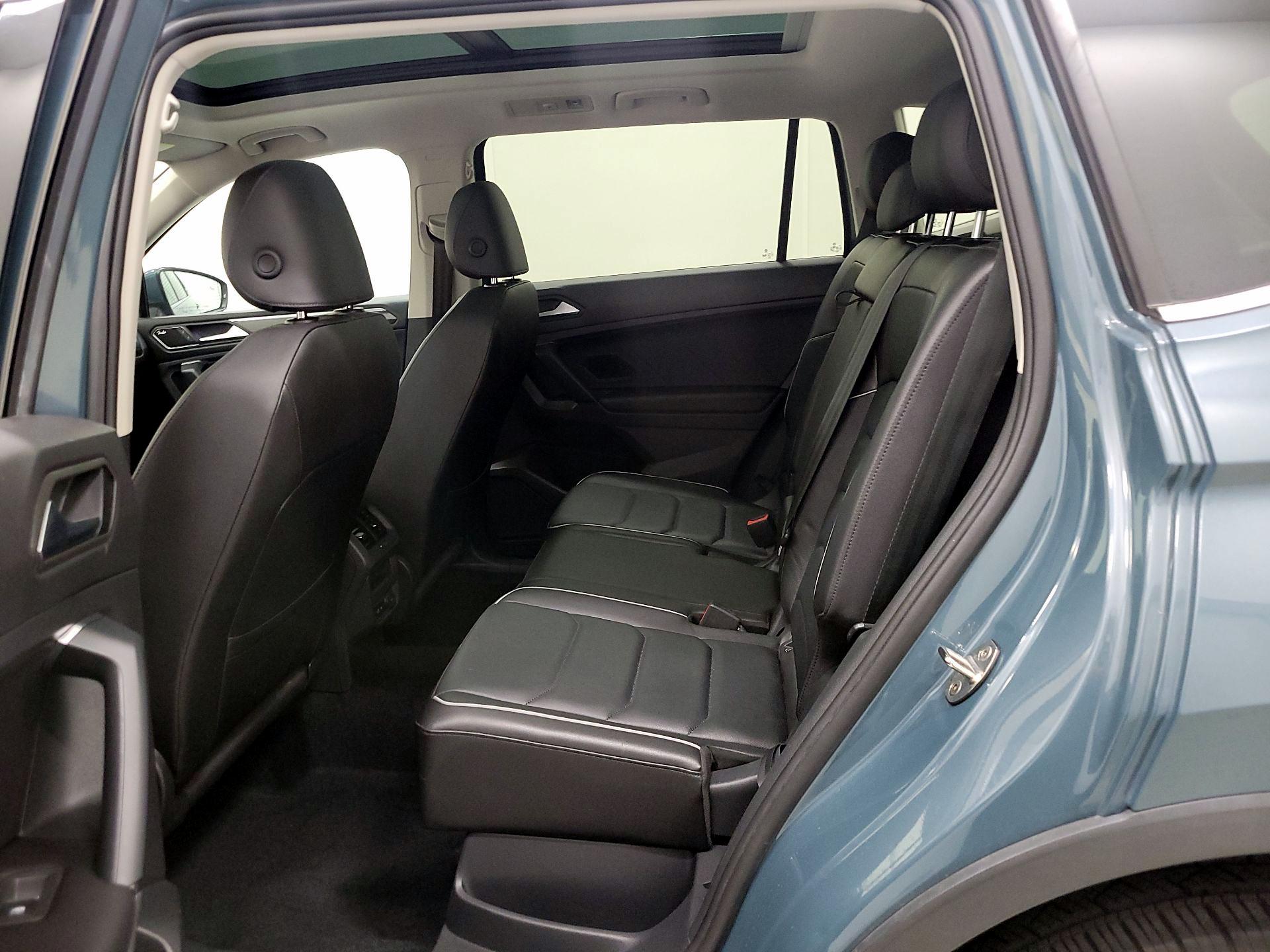 Thumbnail: 2019 Volkswagen Tiguan - 20