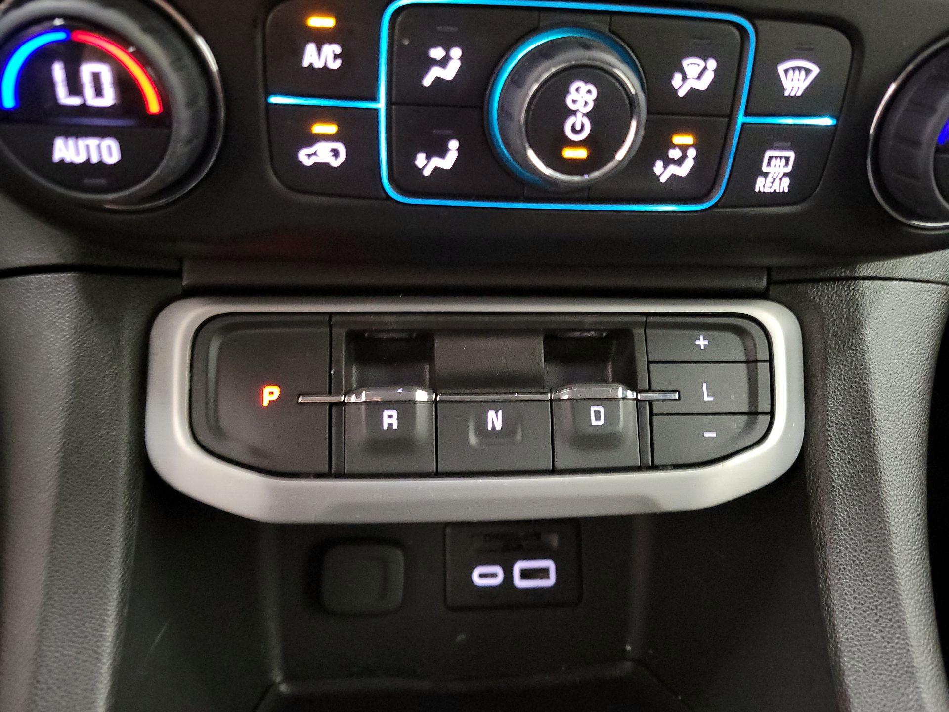 Thumbnail: 2023 GMC Acadia - 18