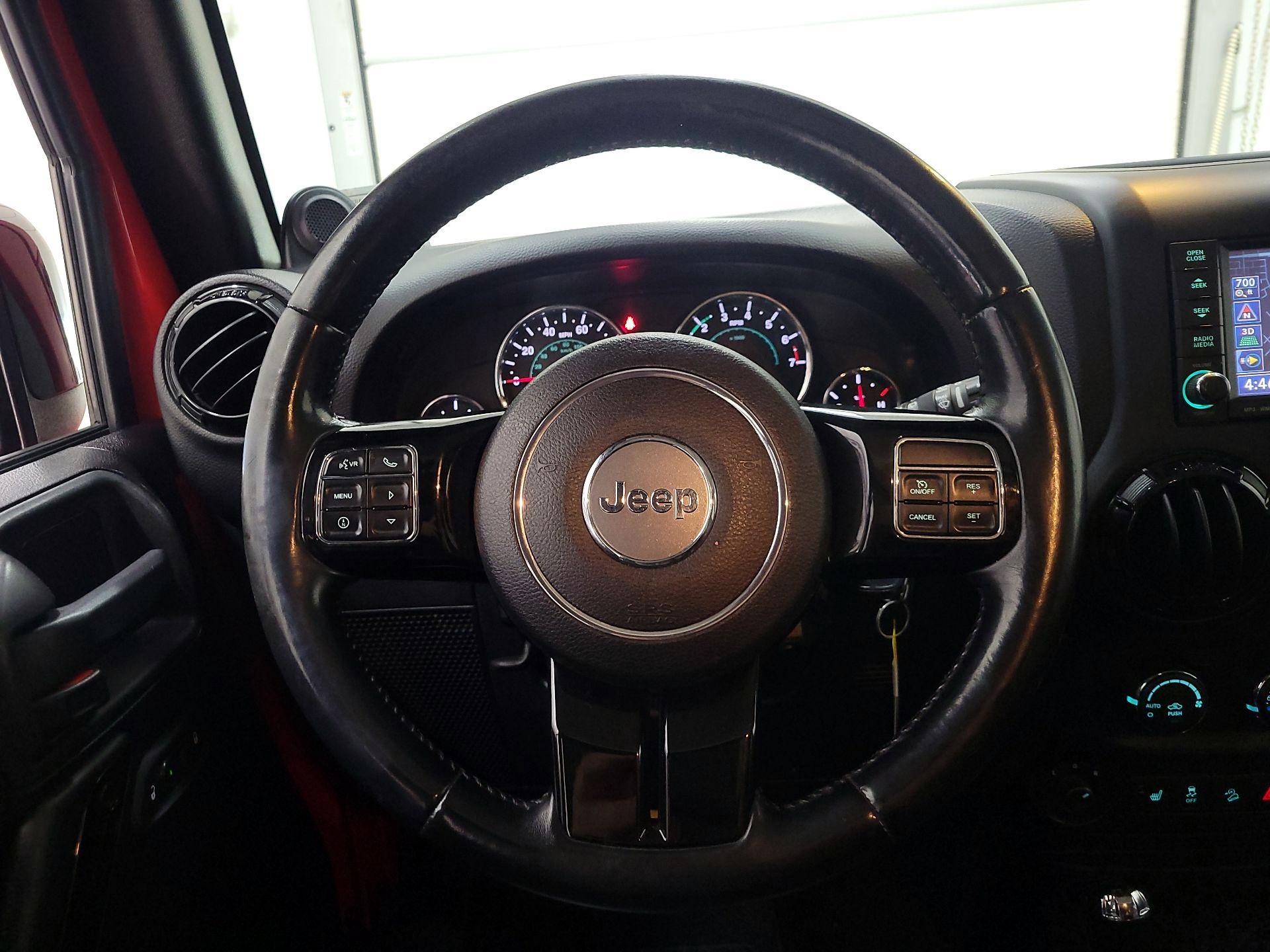 Thumbnail: 2014 Jeep Wrangler - 10