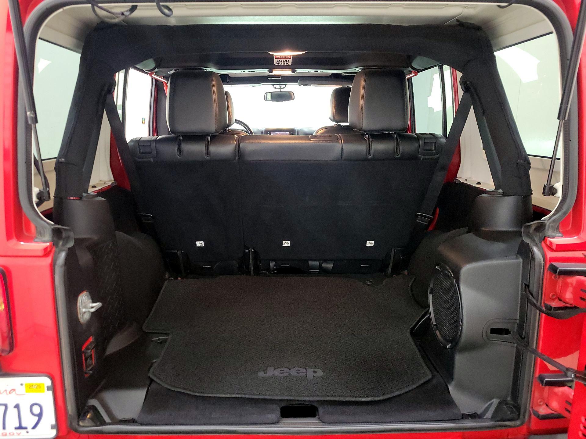 Thumbnail: 2014 Jeep Wrangler - 18