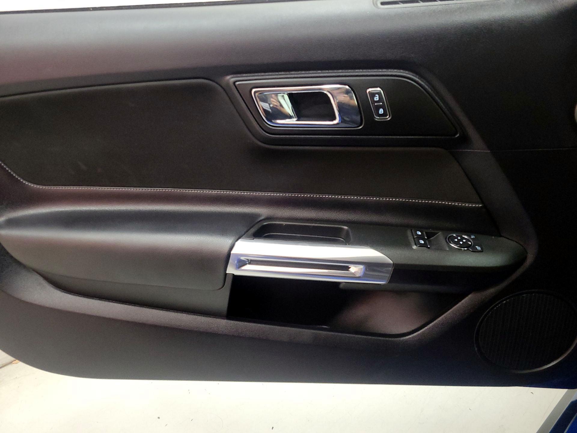 Thumbnail: 2017 Ford Mustang - 12