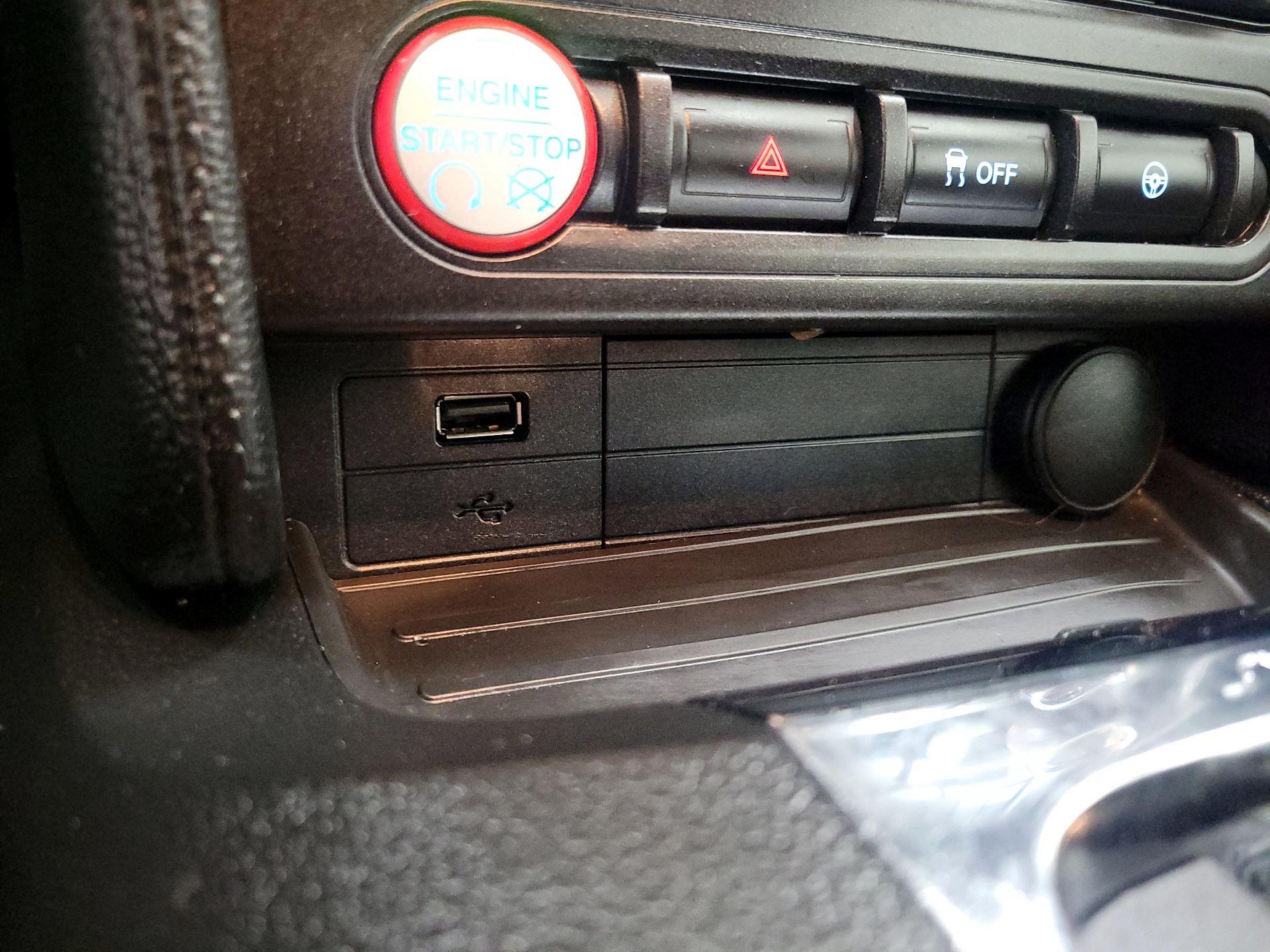 Thumbnail: 2017 Ford Mustang - 18