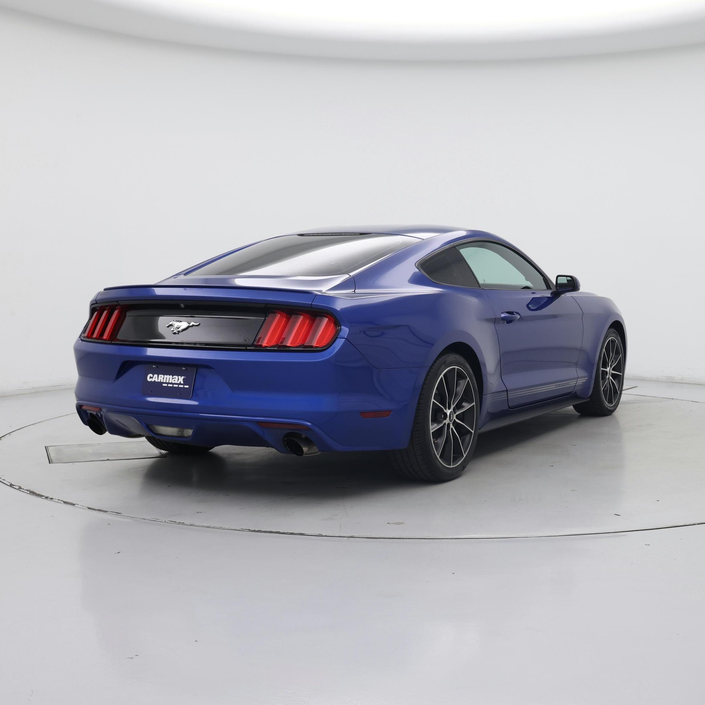 Thumbnail: 2017 Ford Mustang - 8