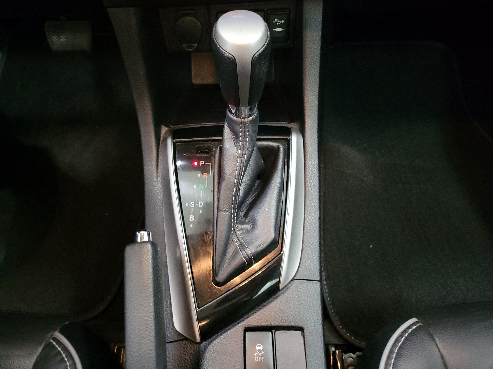 Thumbnail: 2016 Toyota Corolla - 17