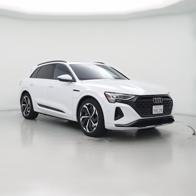 White 2024 Audi Q8 e-tron Premium Plus