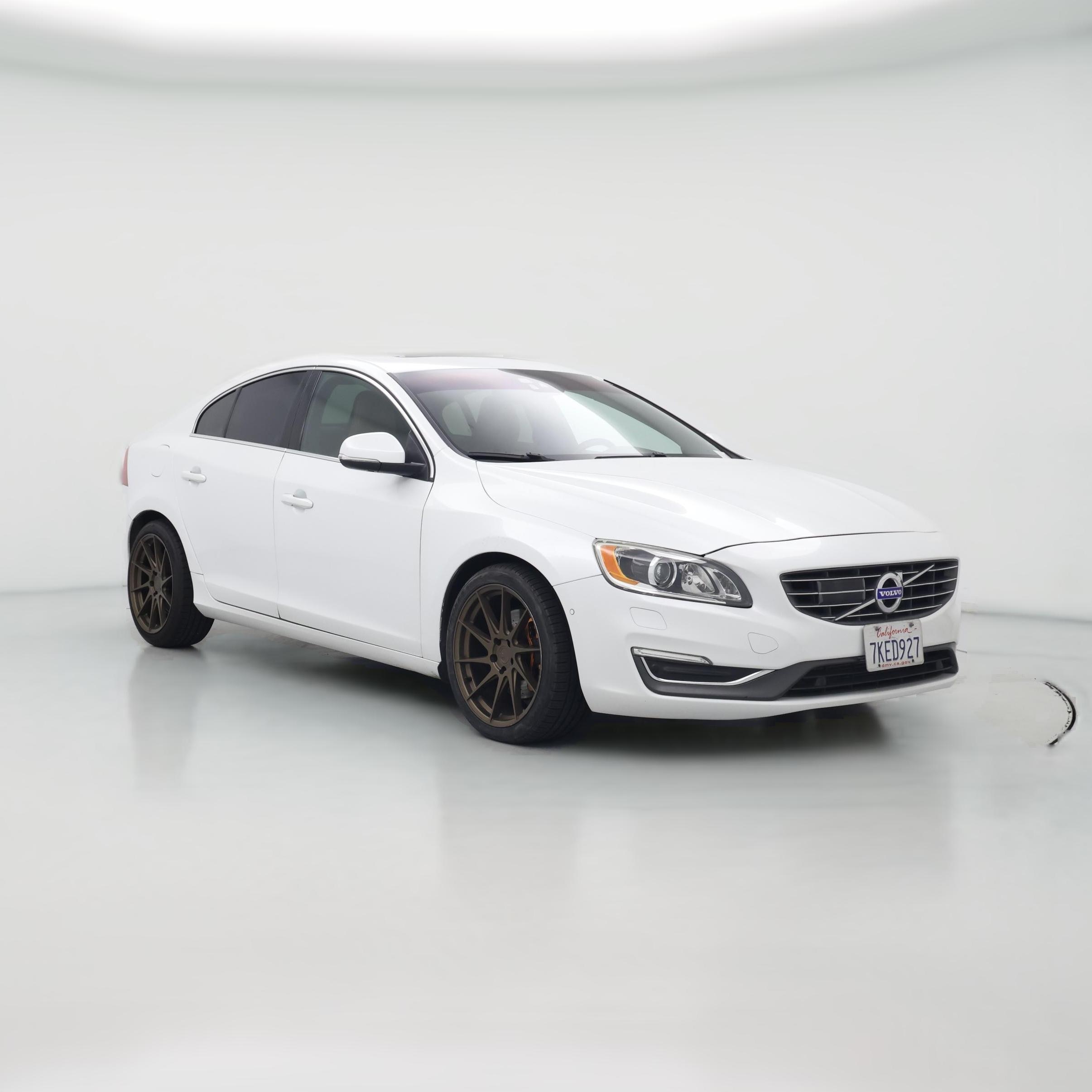 Thumbnail: 2015 Volvo S60 - 1
