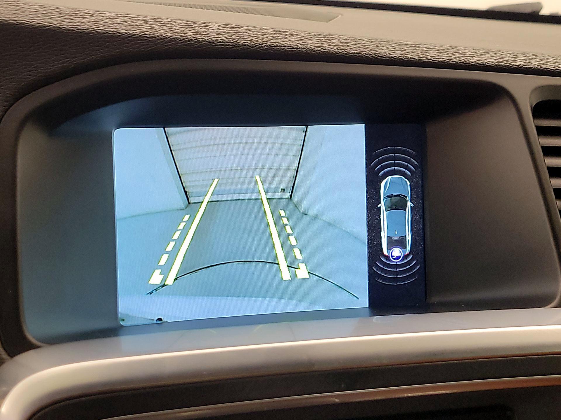 Thumbnail: 2015 Volvo S60 - 15