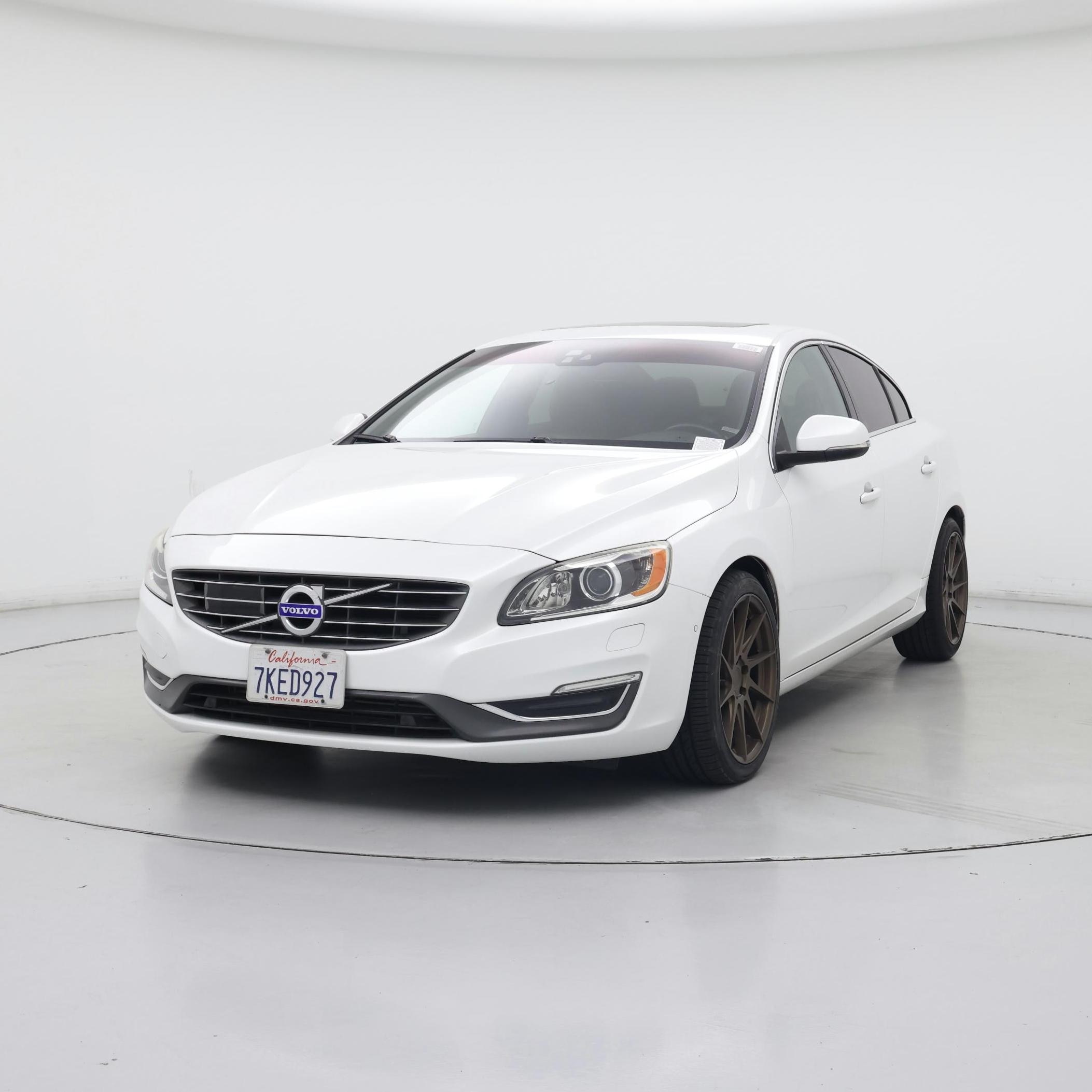 Thumbnail: 2015 Volvo S60 - 4
