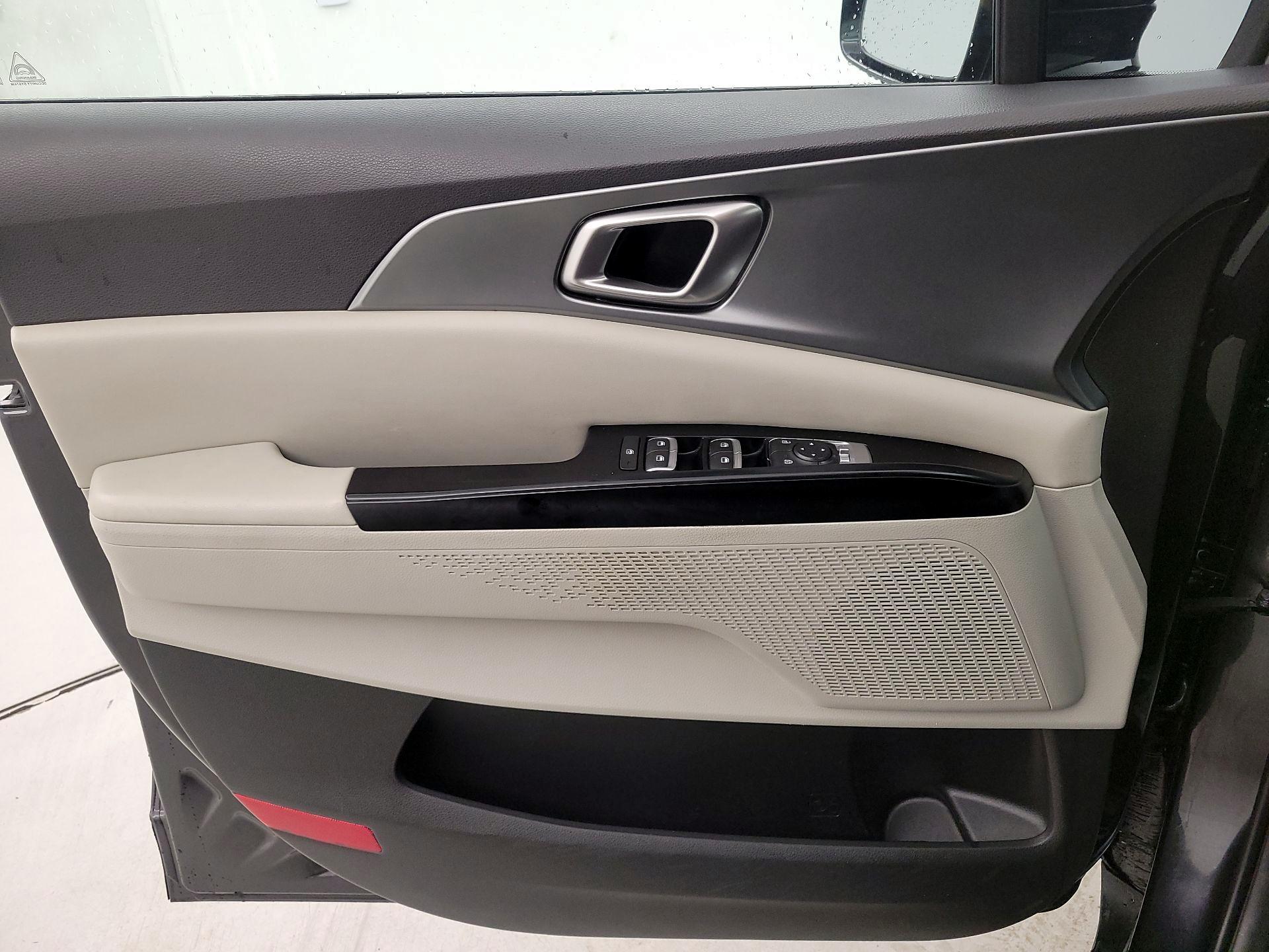 Thumbnail: 2024 Kia Carnival - 12