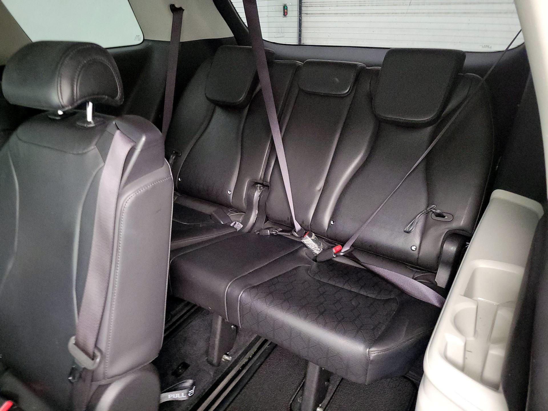 Thumbnail: 2024 Kia Carnival - 20