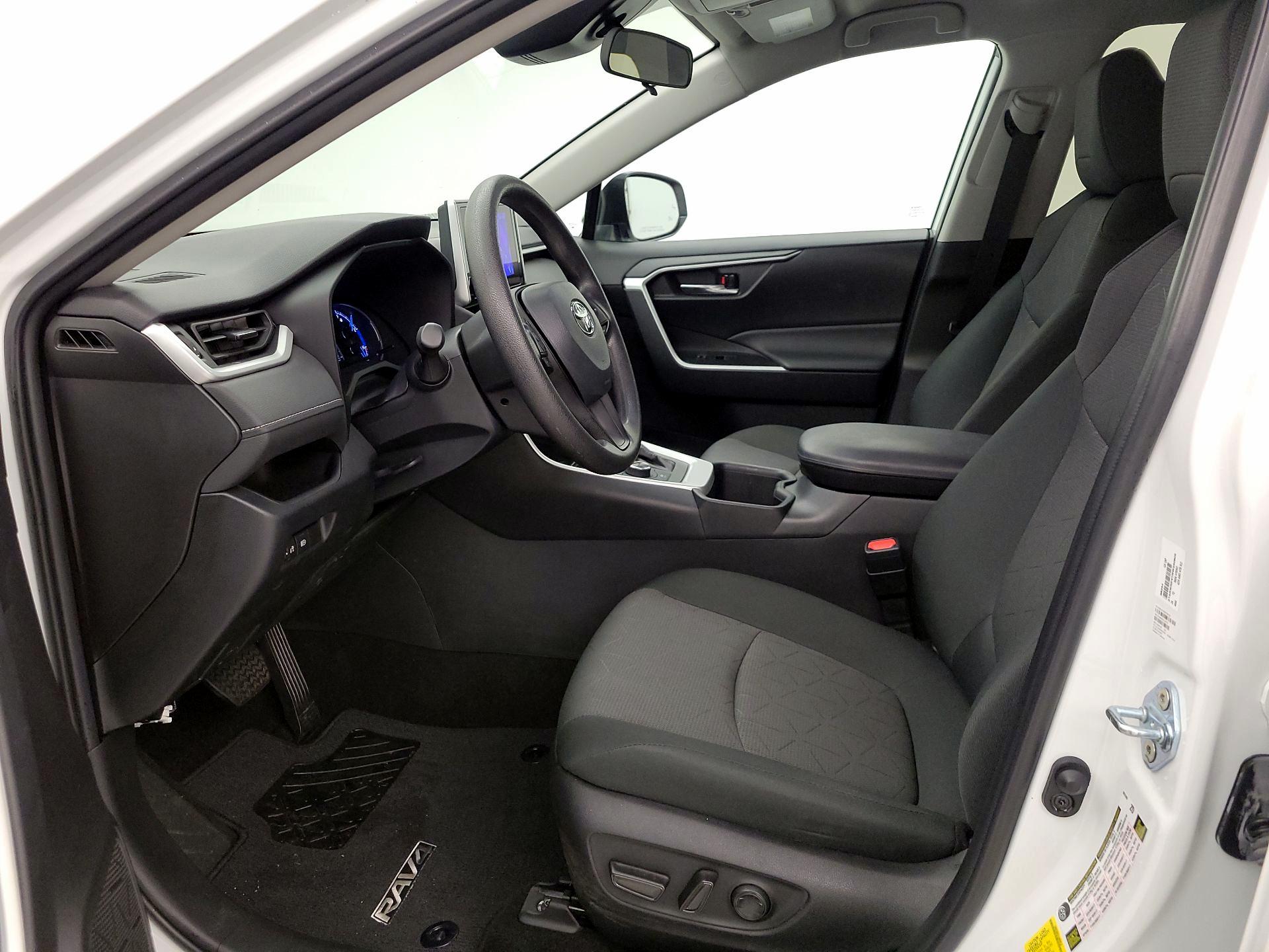 Thumbnail: 2024 Toyota RAV4 - 11