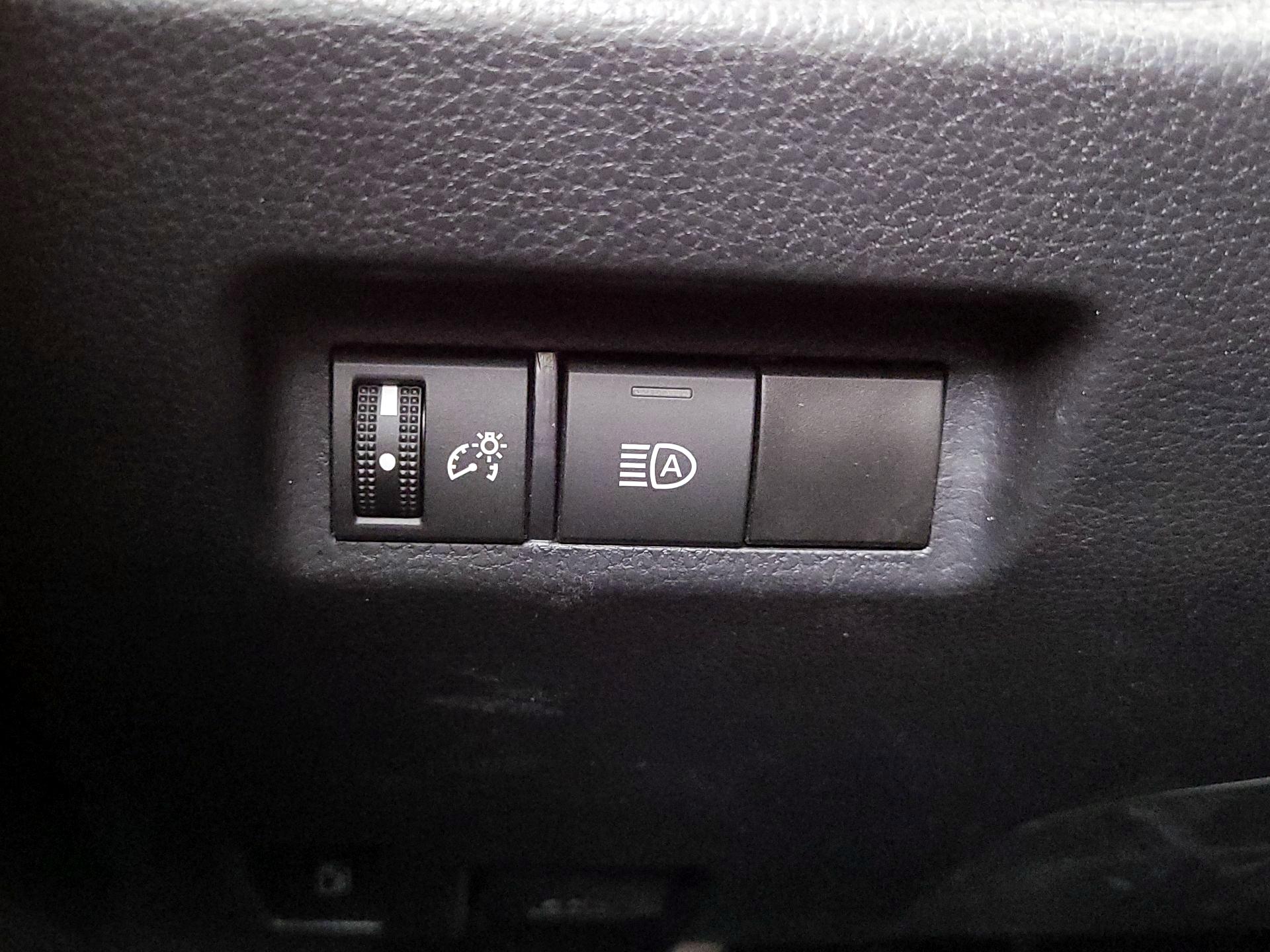 Thumbnail: 2024 Toyota RAV4 - 13