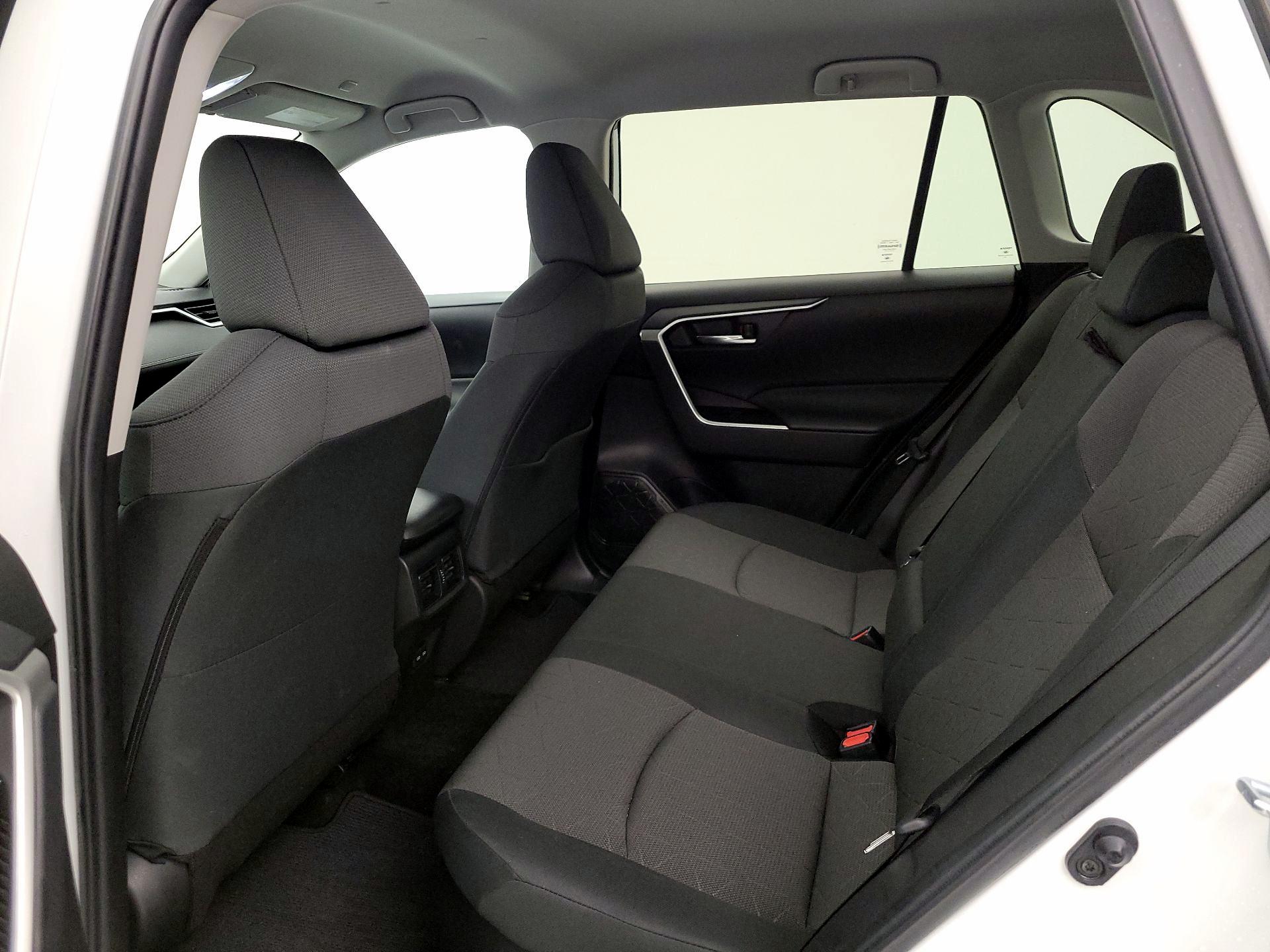 Thumbnail: 2024 Toyota RAV4 - 19