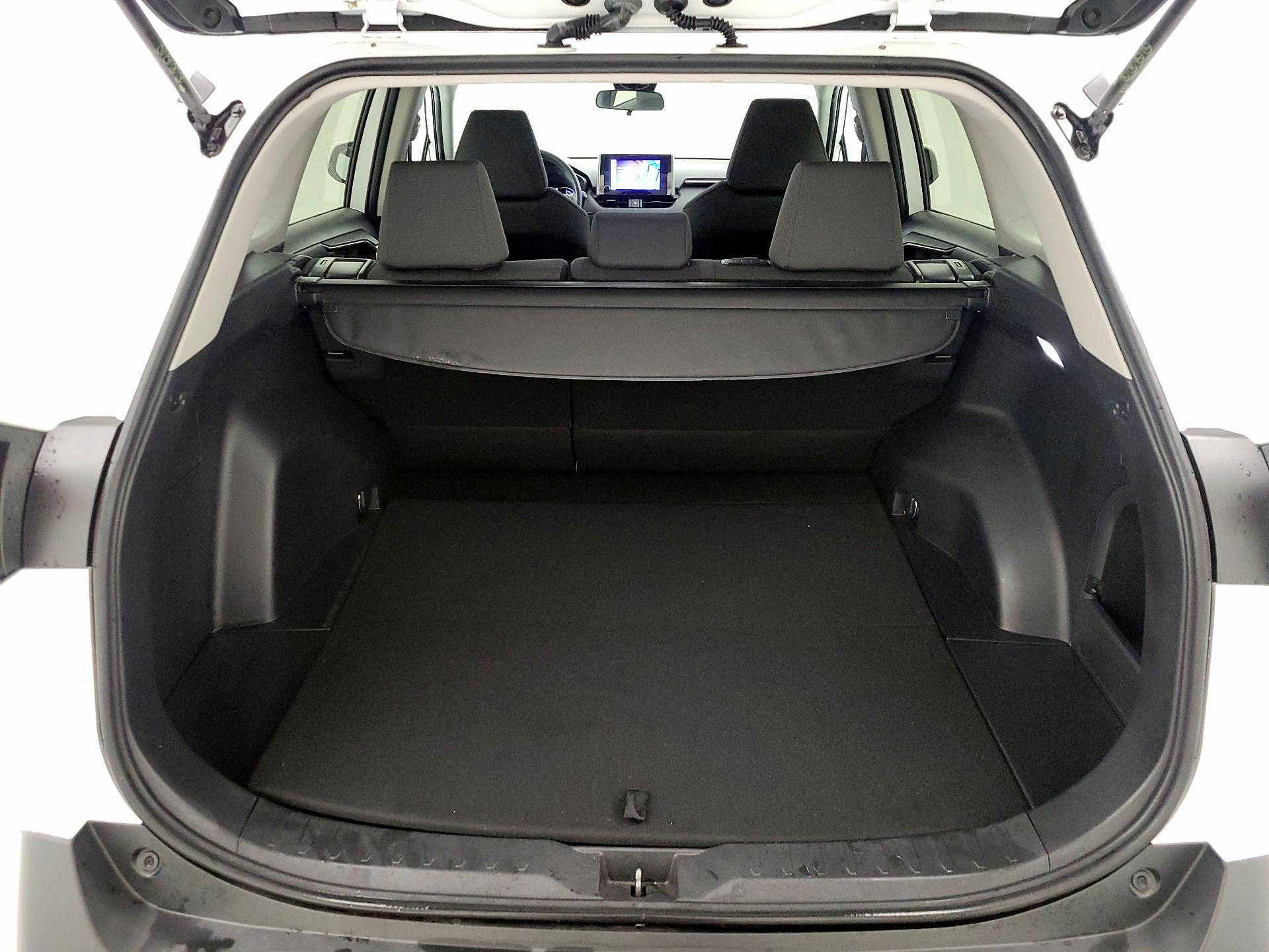 Thumbnail: 2024 Toyota RAV4 - 20