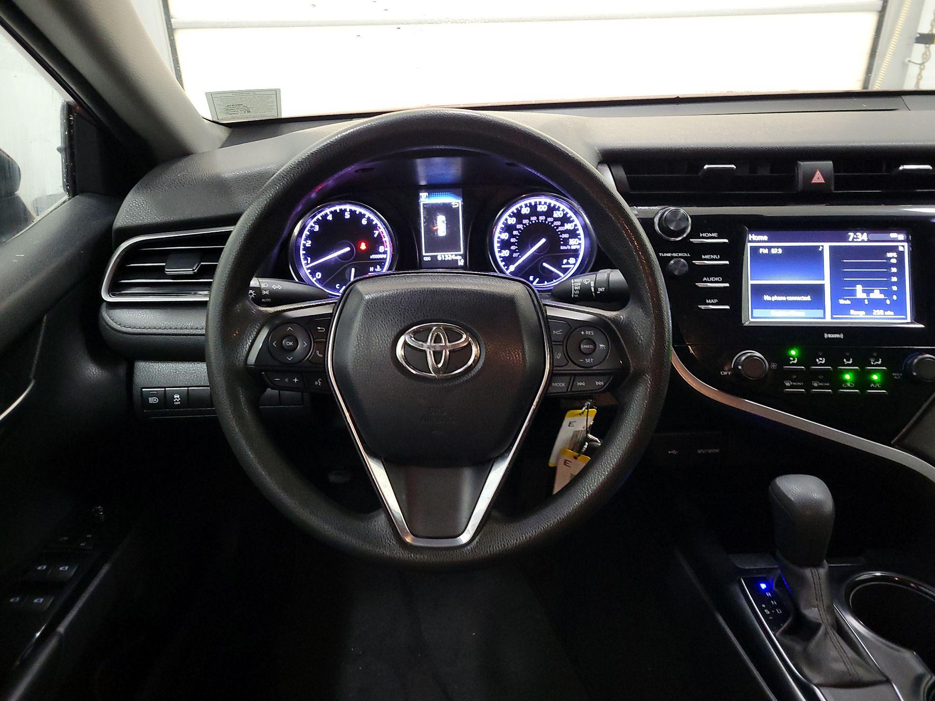 Thumbnail: 2020 Toyota Camry - 10