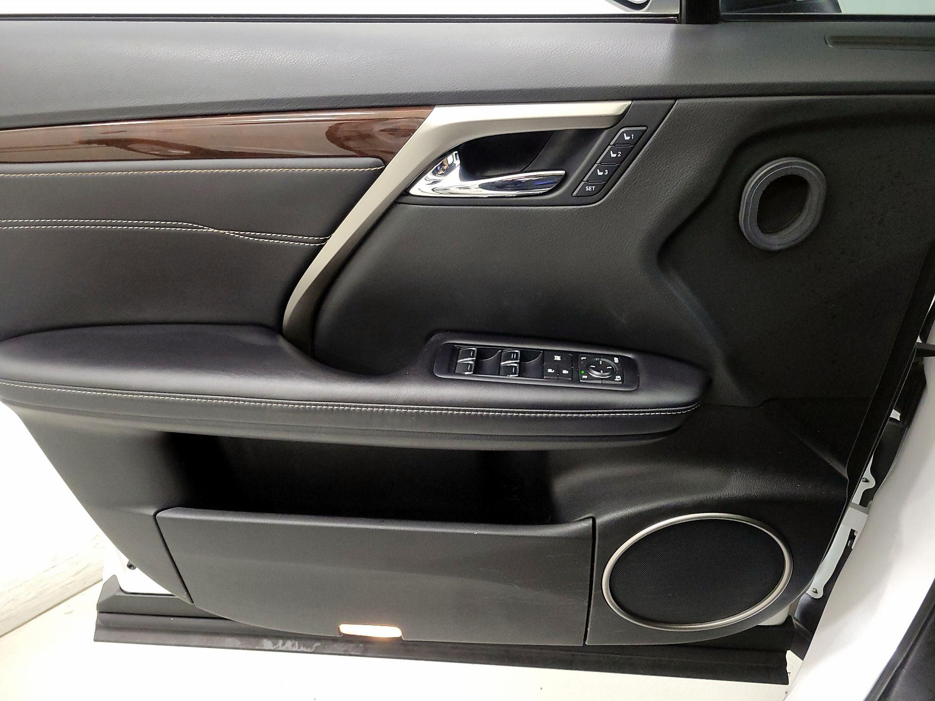 Thumbnail: 2016 Lexus RX - 12