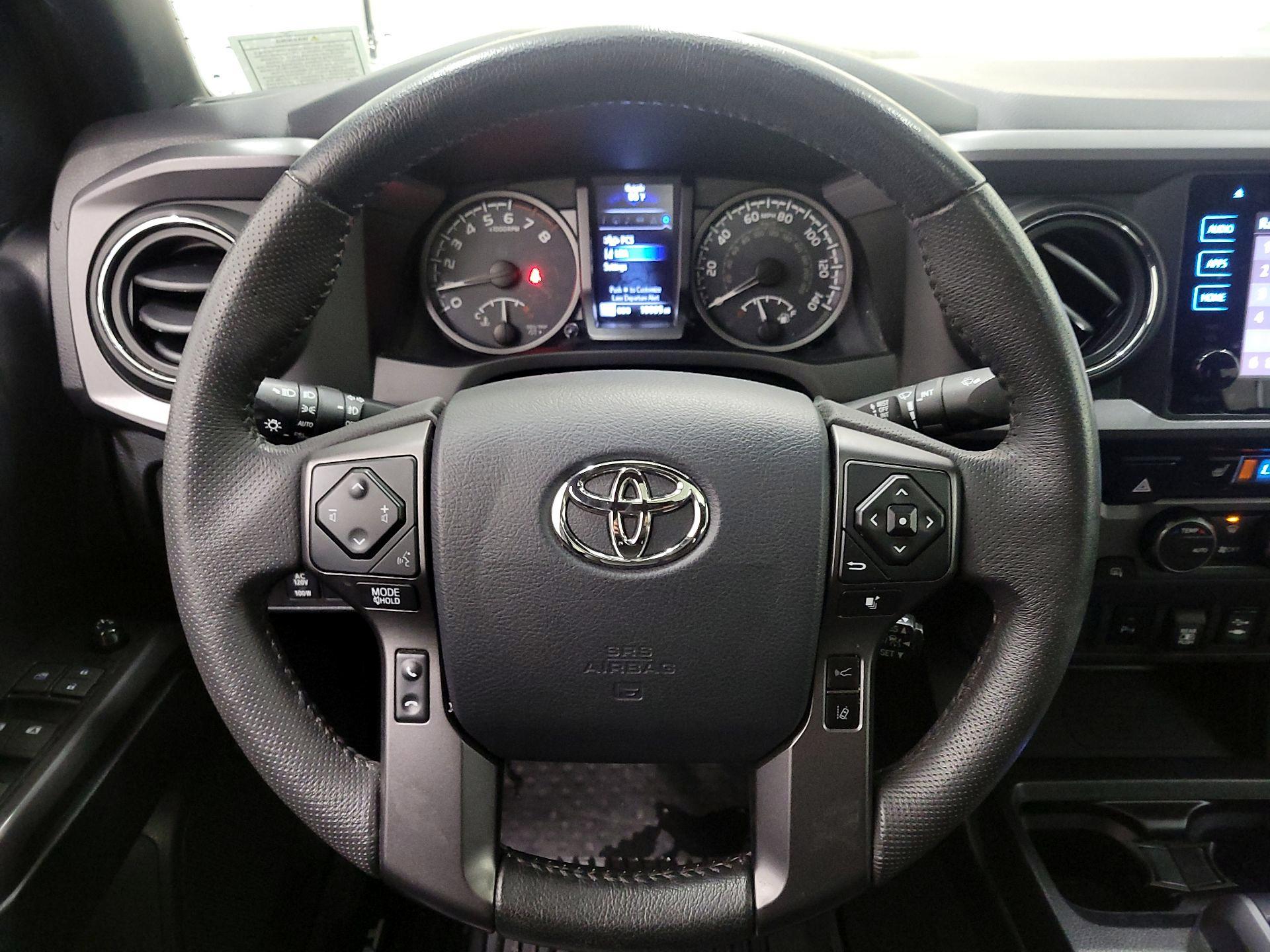 Thumbnail: 2019 Toyota Tacoma - 10