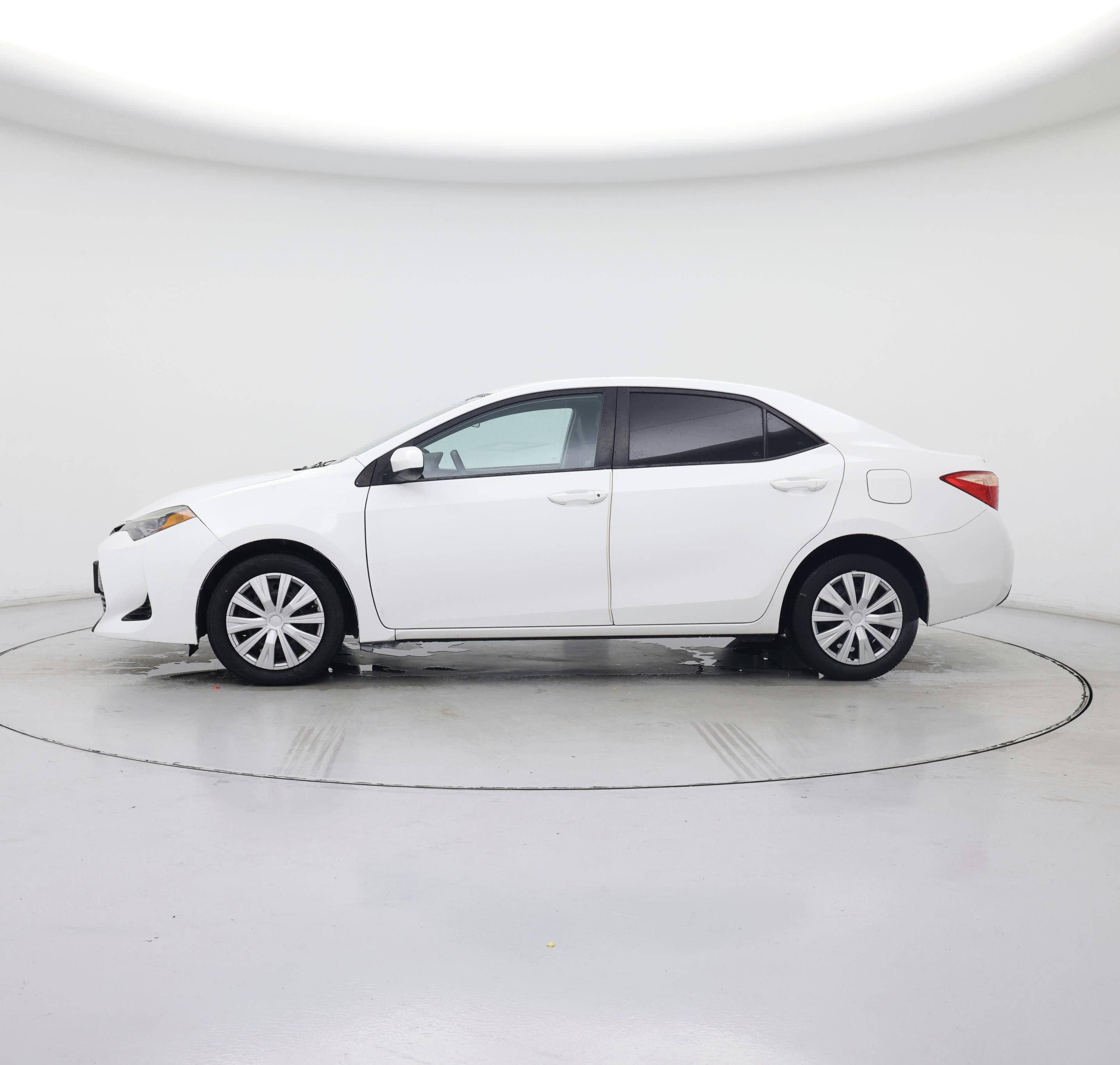 Thumbnail: 2017 Toyota Corolla - 3